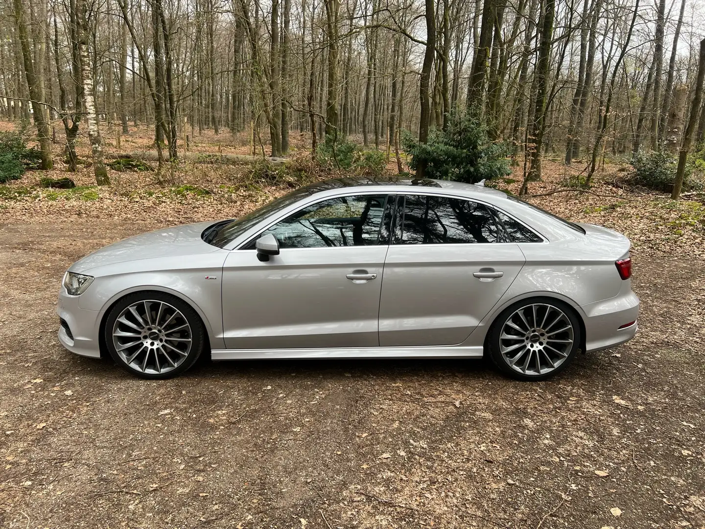 Audi A6 allroad audi A3 1.8 TFSI 3x sline limousine Grijs - 1