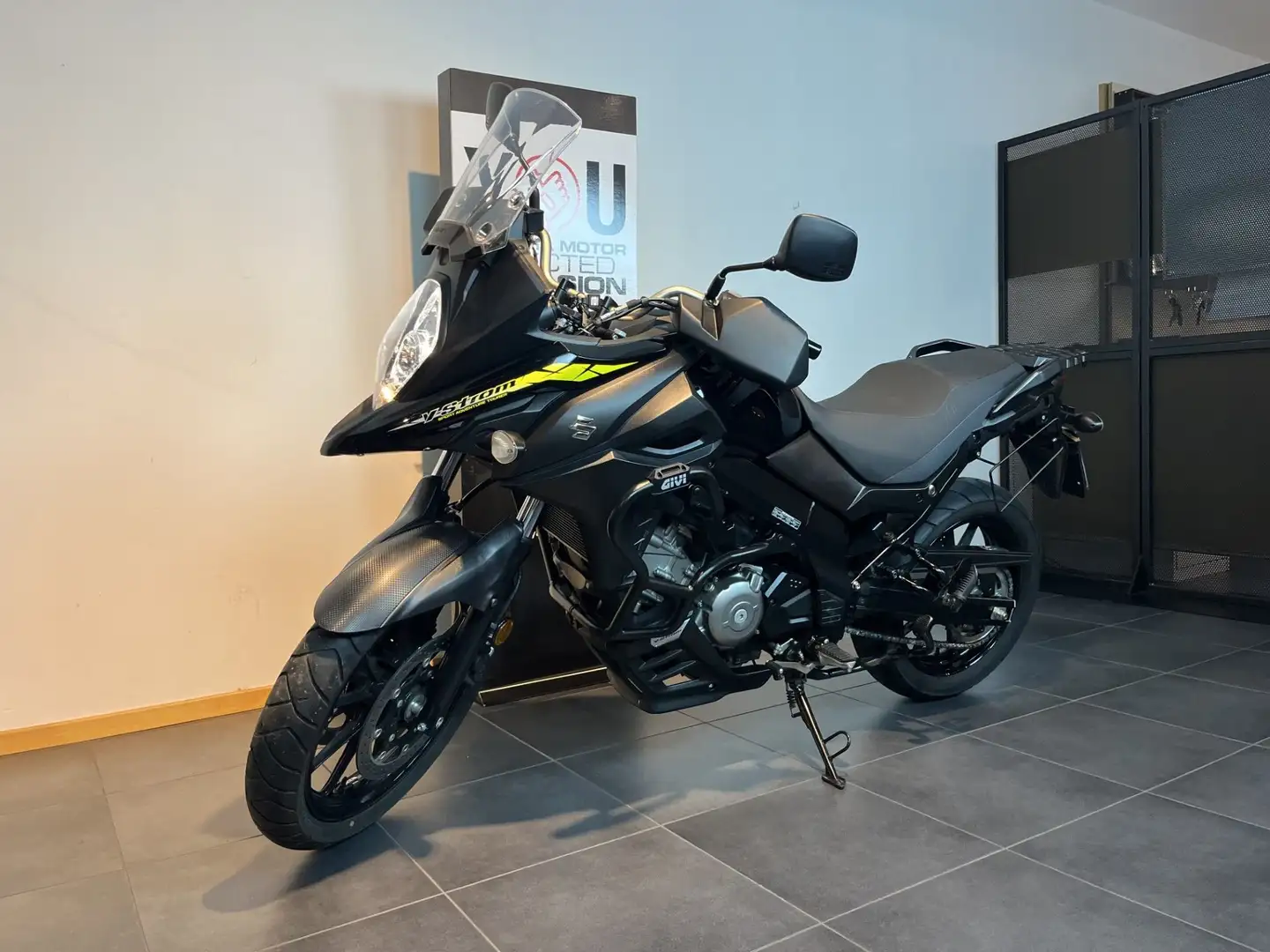 Suzuki V-Strom 650 - 2