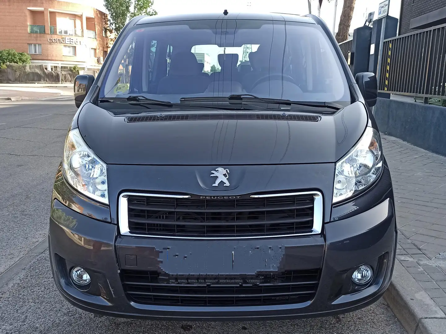 Peugeot Expert Expert Tepee 2.0HDI Allure L2 160 Allure Gris - 1