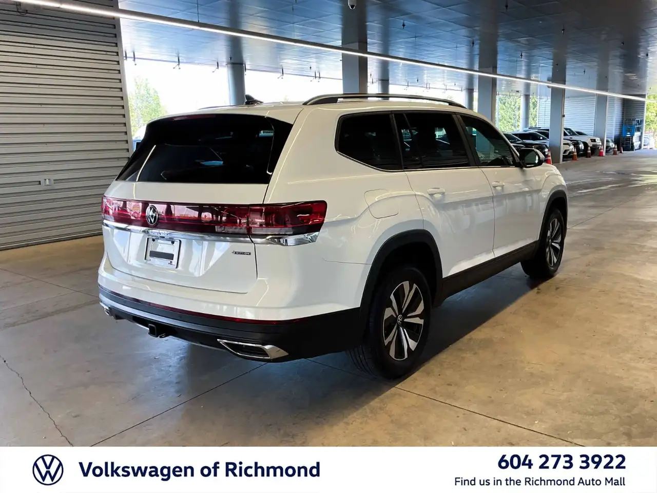 Volkswagen Atlas снимка Volkswagen Atlas