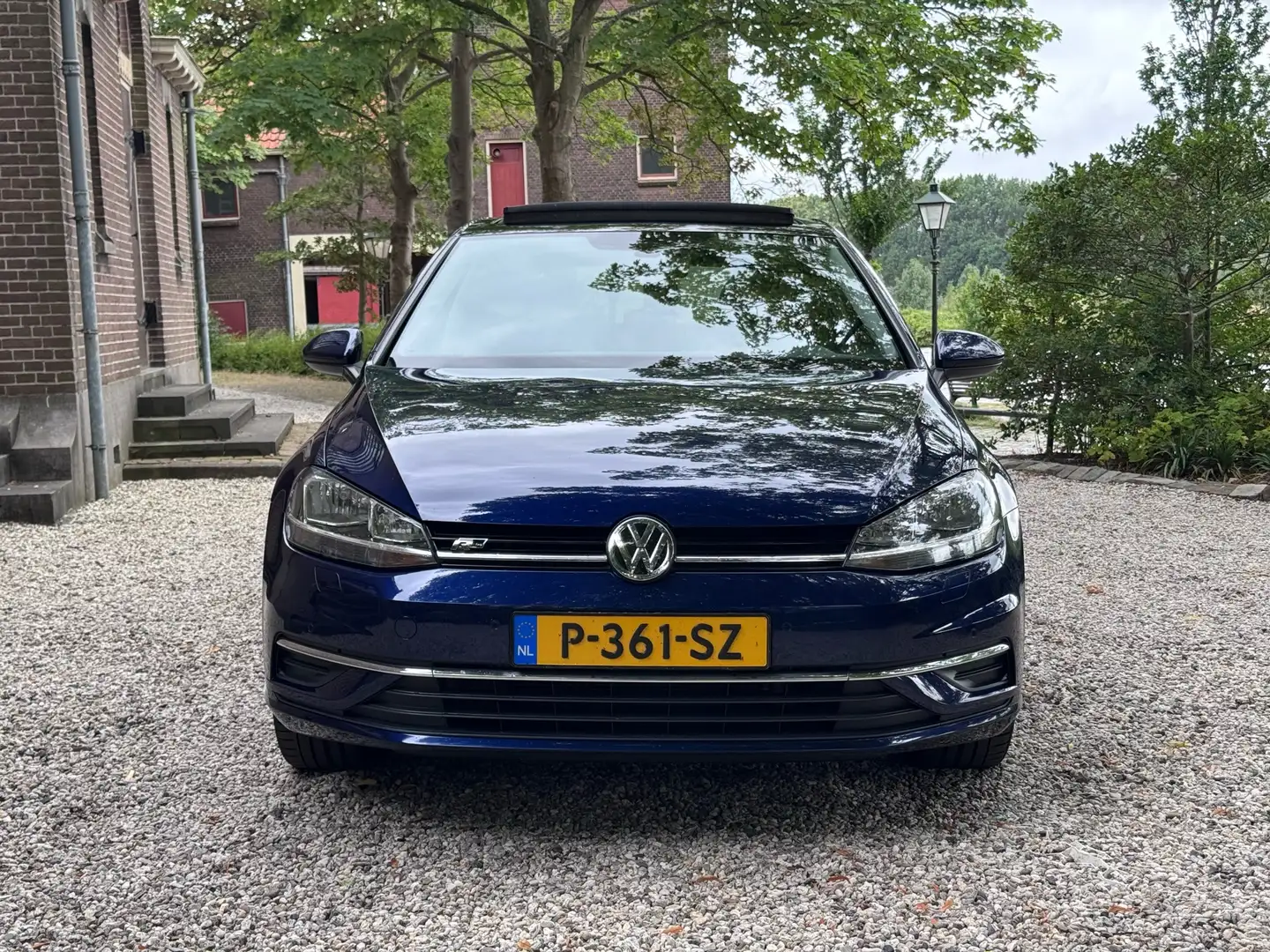 Volkswagen Golf Volkswagen Golf 1.5 TSI R line 150pk 7-DSG Blauw - 2