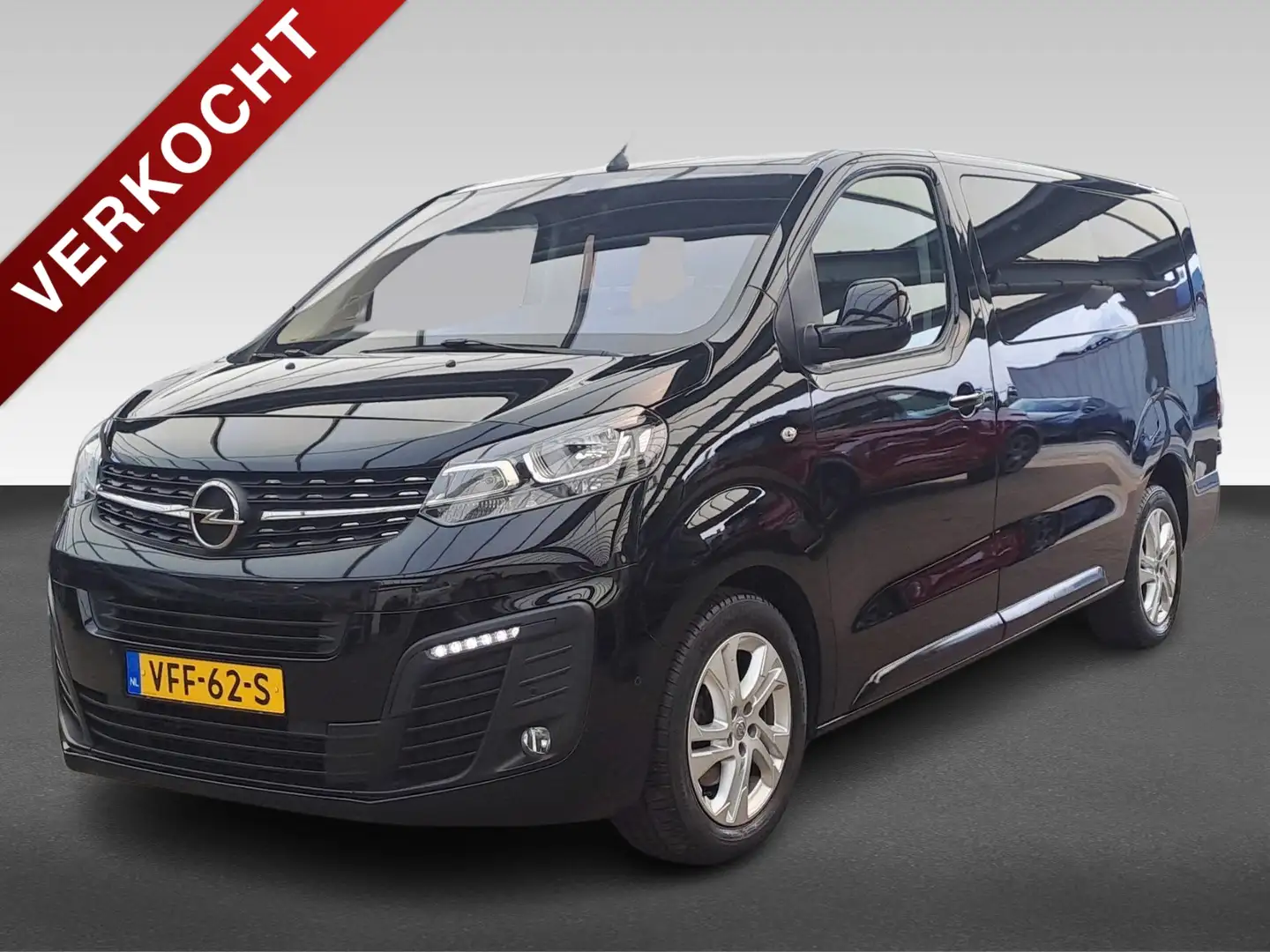 Opel Vivaro Dubbele Cabine 2.0 Diesel 122pk L3H1 S/S Automaat Zwart - 1