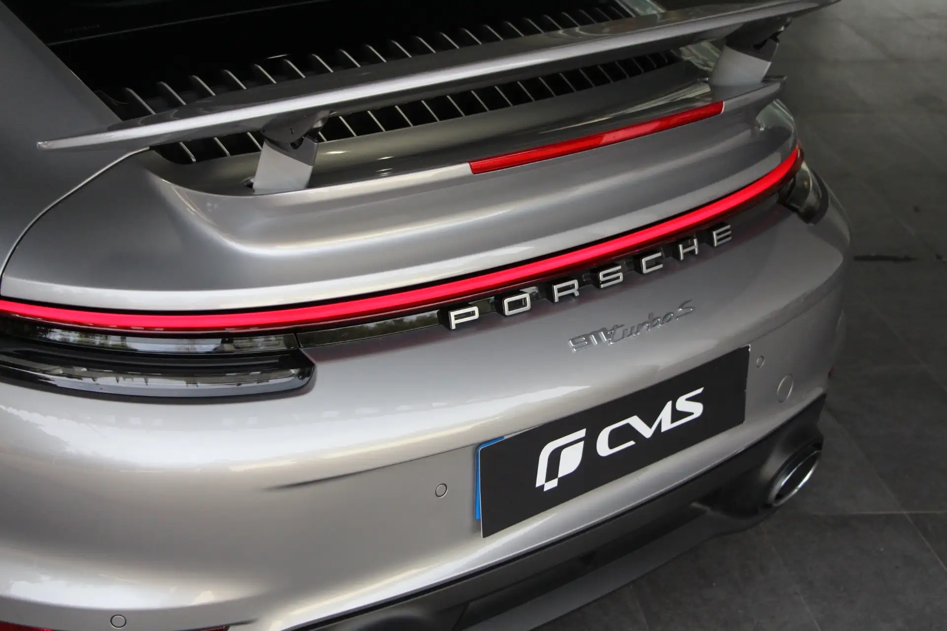 포르쉐 911 Turbo S Coupe 2021 회색 사진 7