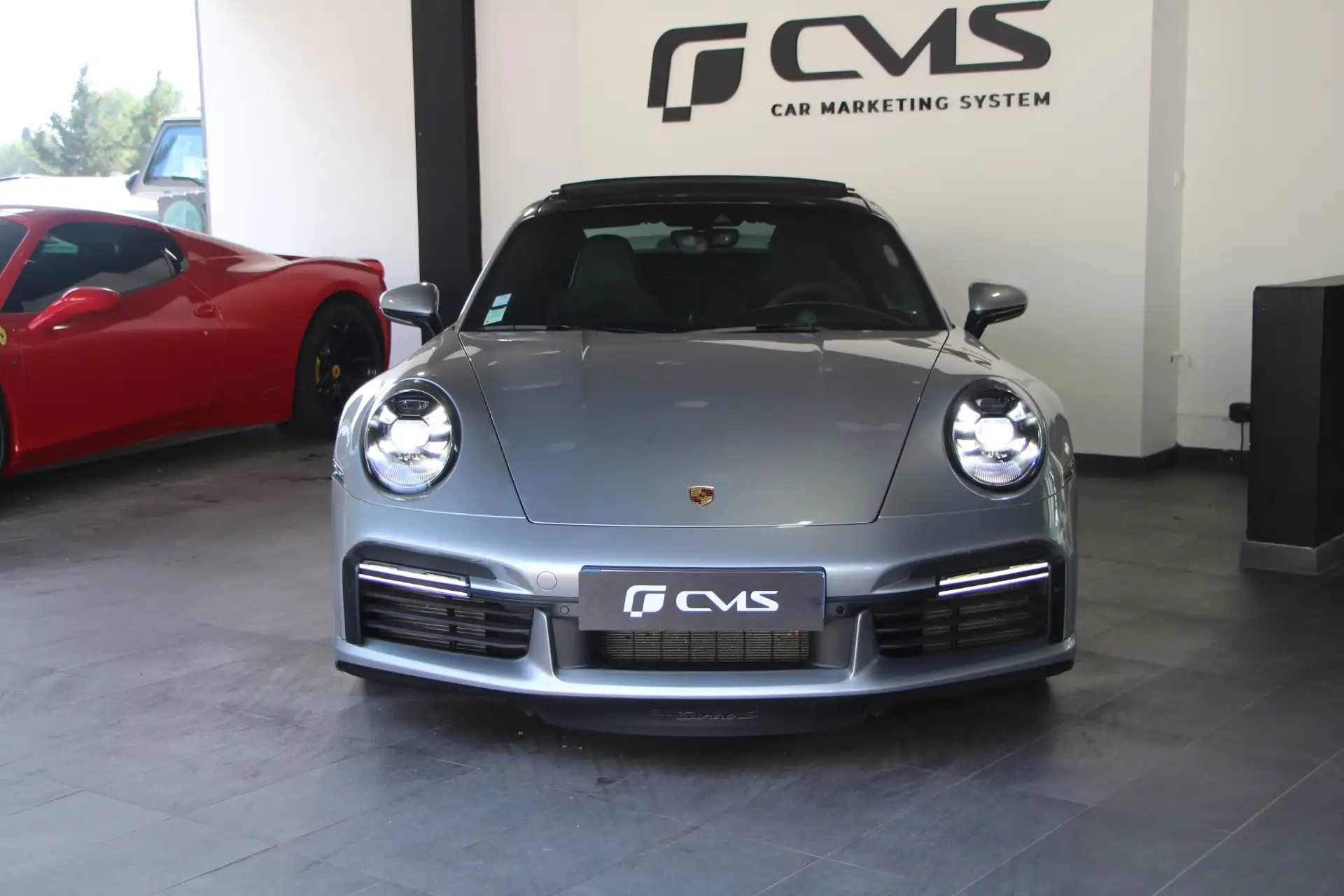 포르쉐 911 Turbo S Coupe 2021 회색 사진 2