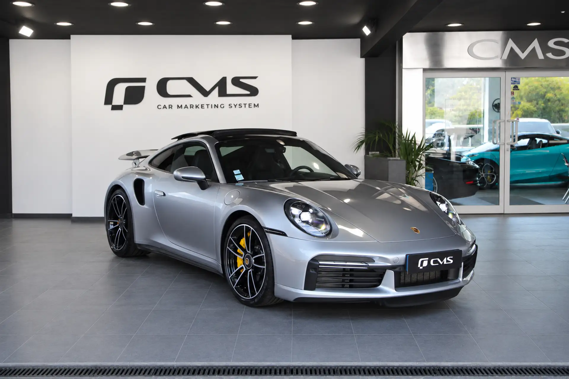 포르쉐 911 Turbo S Coupe 2021 회색 사진 1