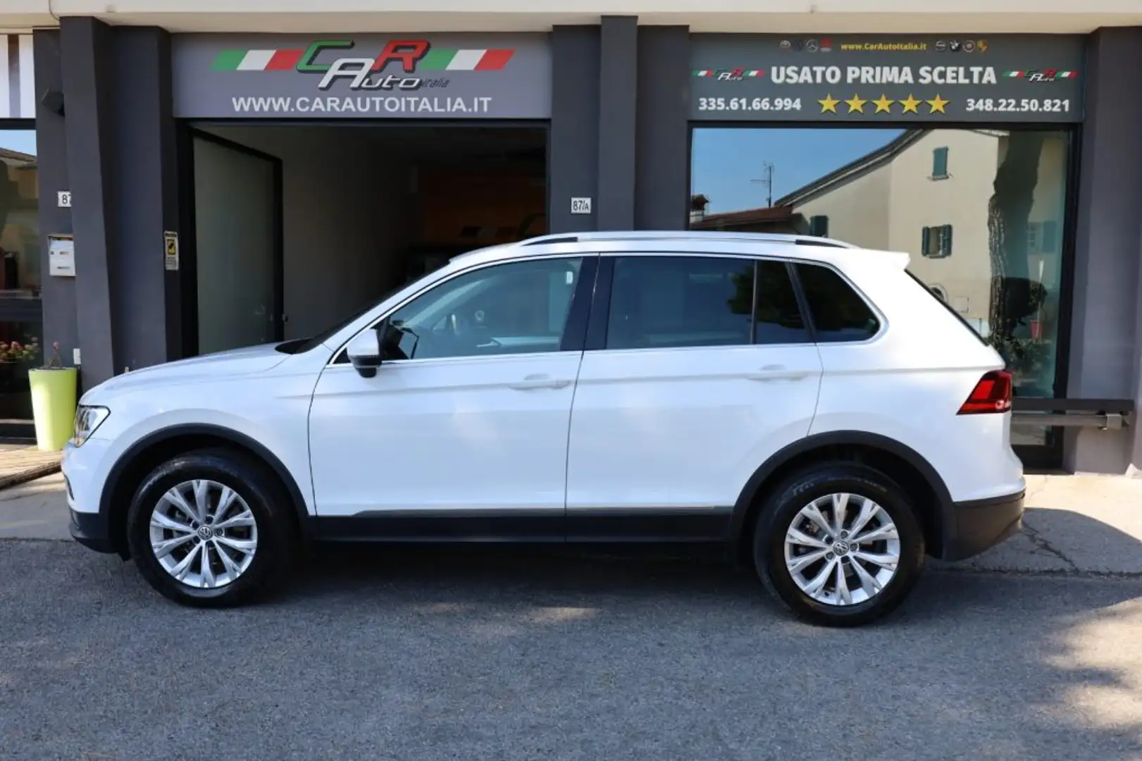Volkswagen Tiguan 2.0 TDI SCR 4MOTION Navi RADAR ACC App Connect E6D Wit - 2