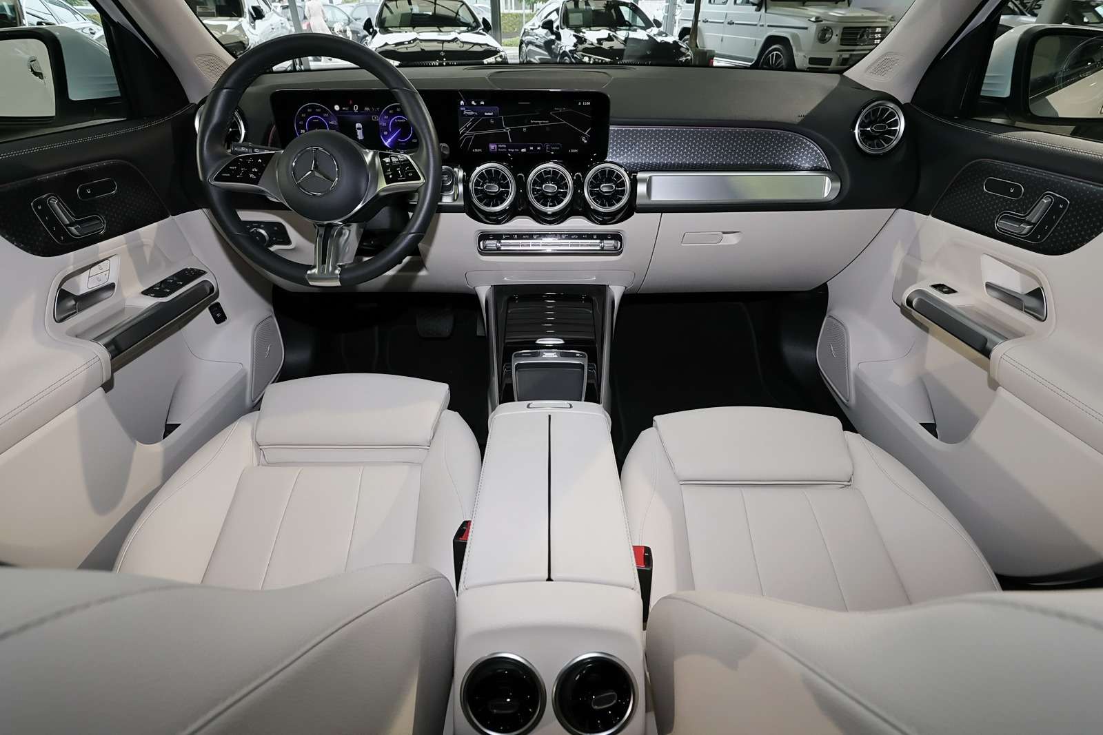 Mercedes-Benz EQB