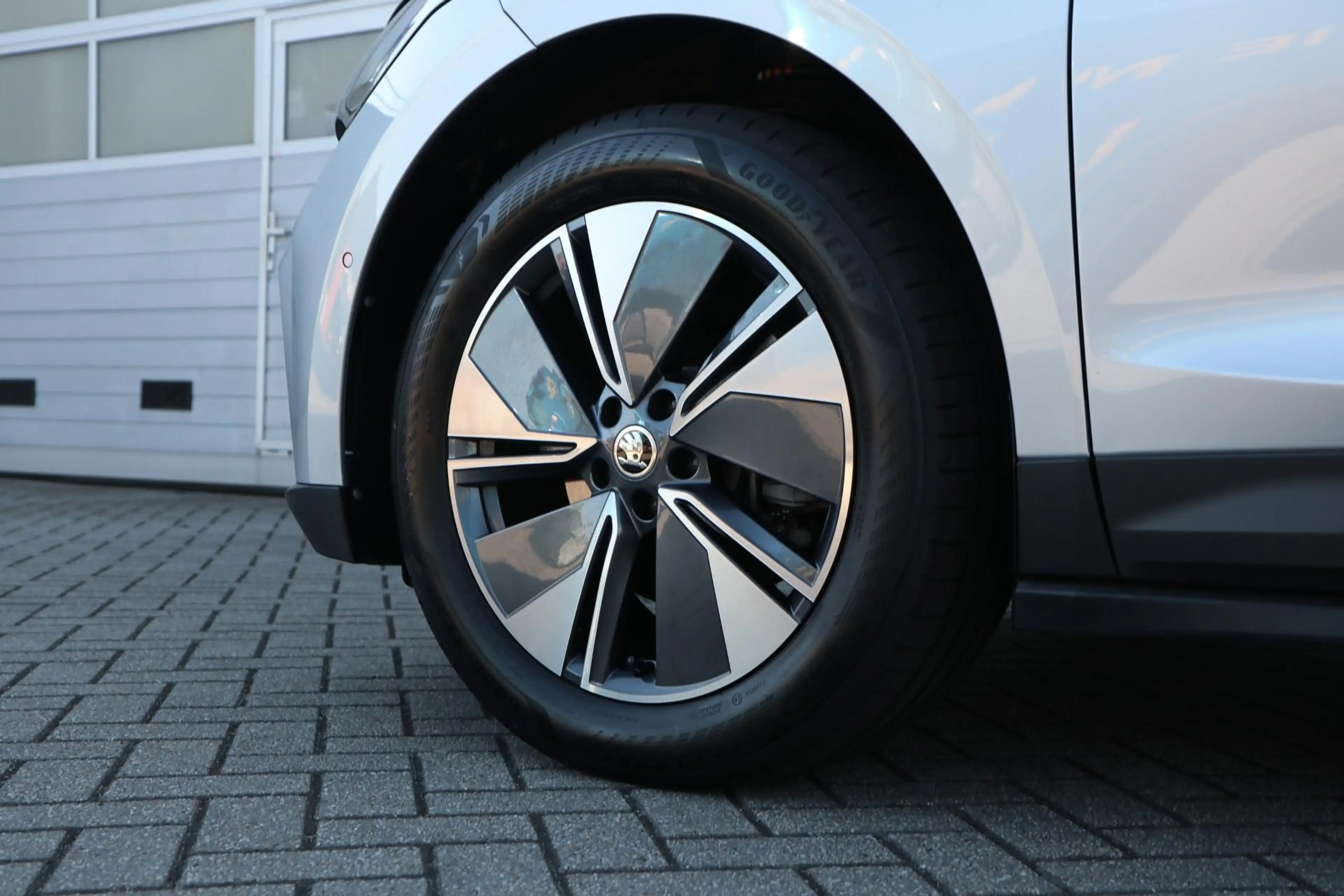 Skoda Enyaq iV 60 180pk |  SoH 94,8% | Navigatie | Smartlink | — photo 13