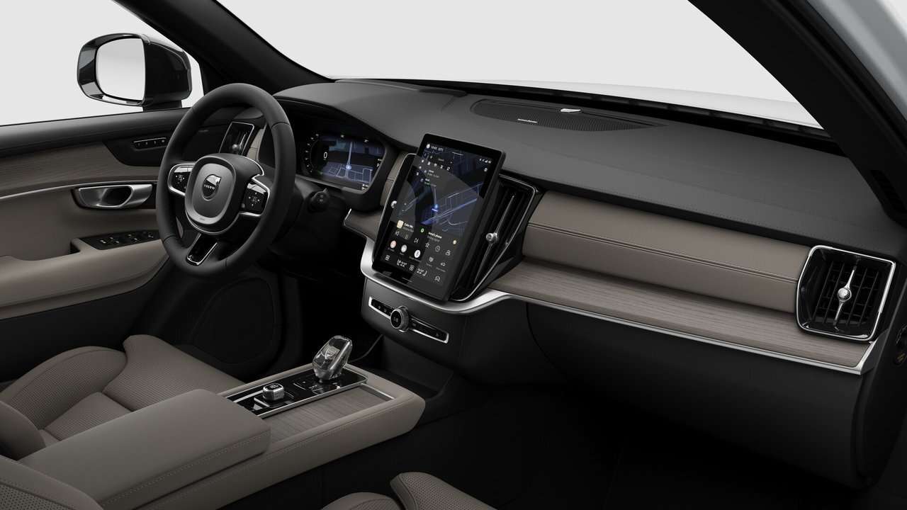 2026 Volvo XC90 Ultra 7-Seater (Dark Theme) thumb 10
