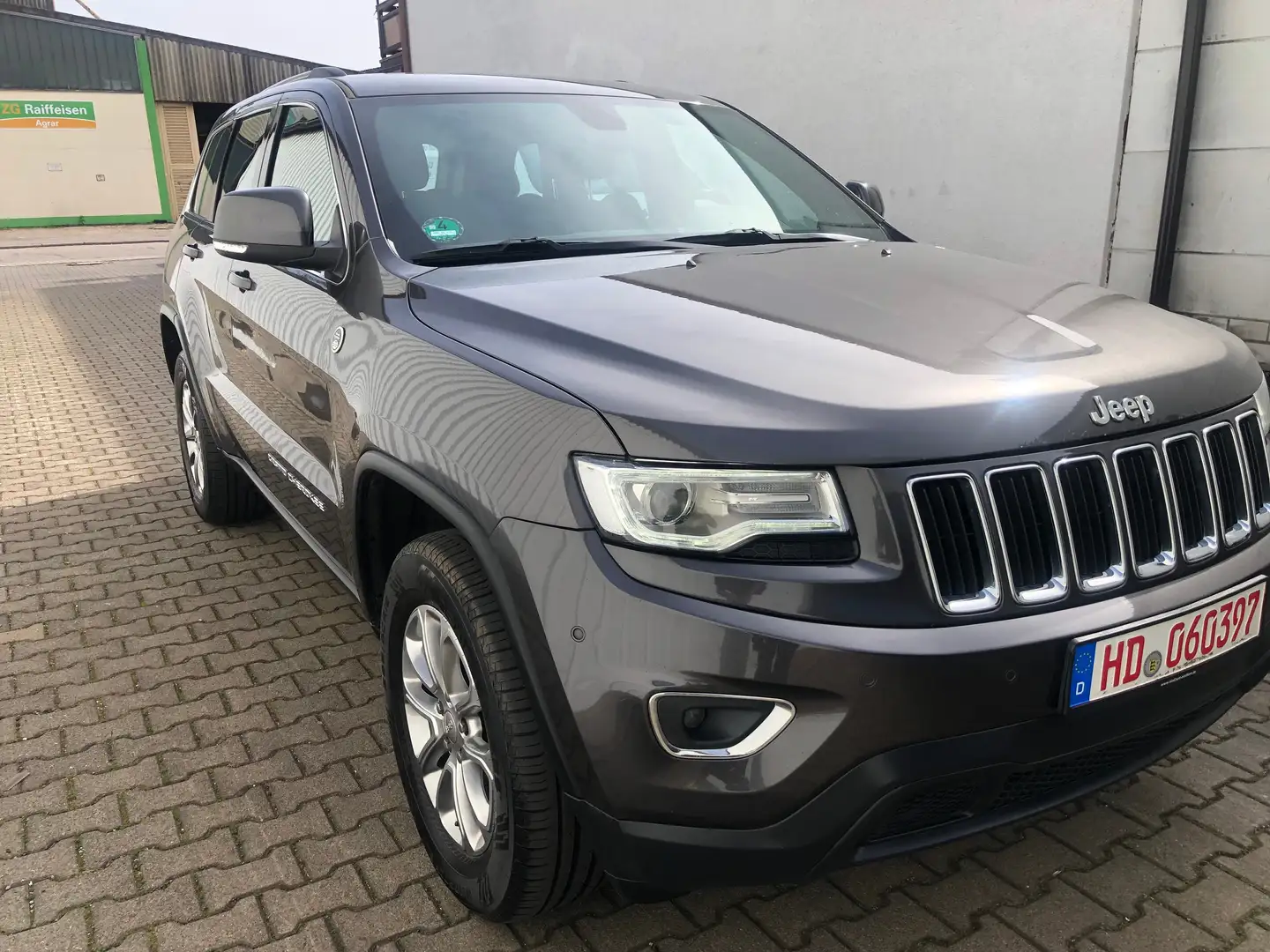 Jeep Grand Cherokee 3.0 CRD Laredo  MwSt ausweisbar Braun - 1