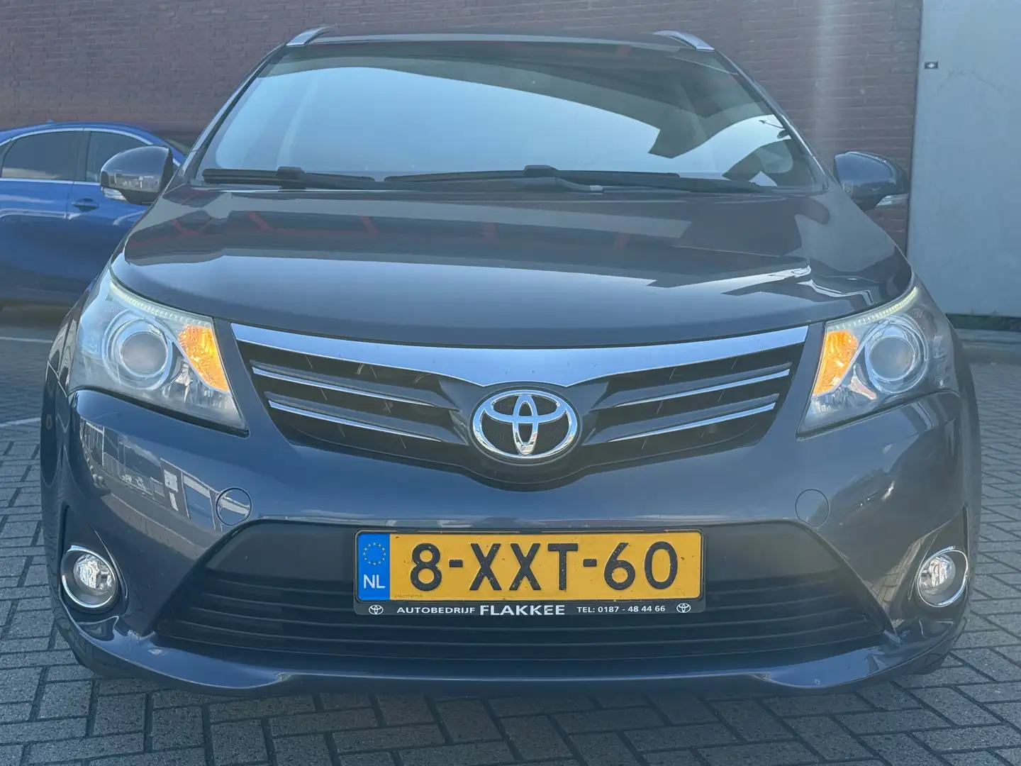 Toyota Avensis Wagon 1.6 VVTi Business|CAMARA|CRUISE|TREKHAAK|DEA Bleu - 2