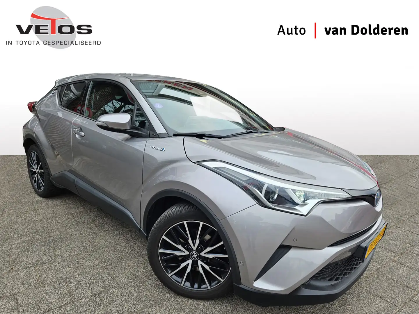 Toyota C-HR 1.8 Hybrid Executive Afneembare trekhaak Grijs - 1