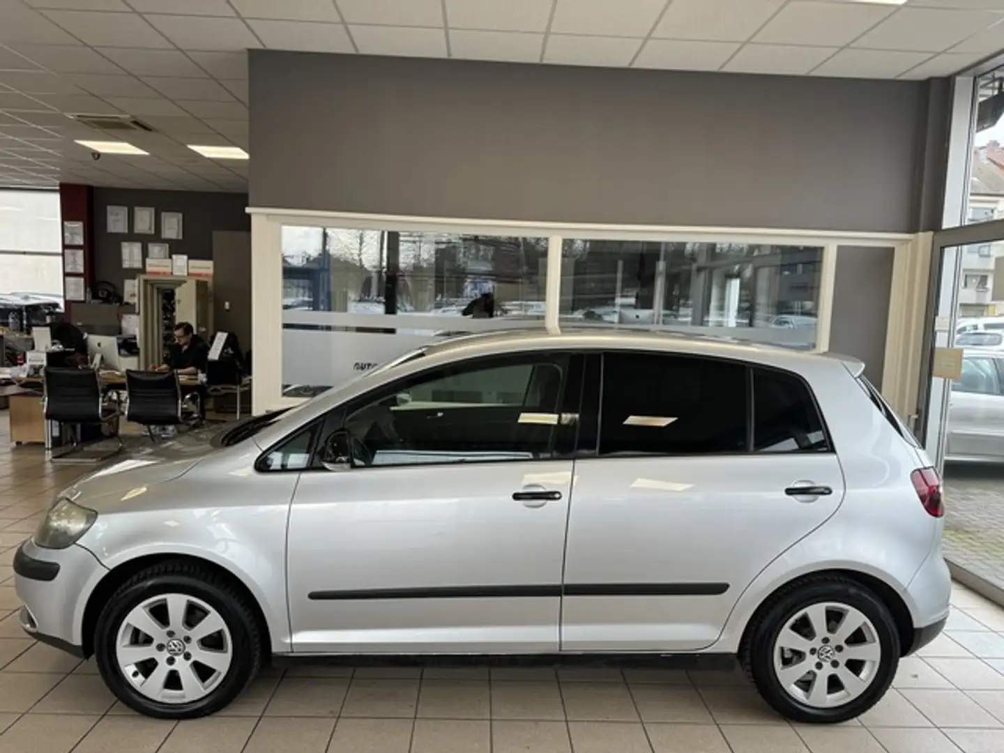 Volkswagen Golf Plus Comfo. Klima Navi Allwetterreifen Silber - 1