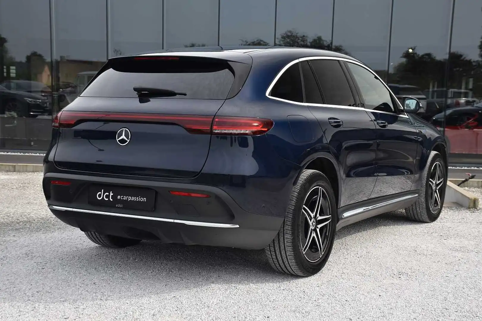 Mercedes-Benz EQC 400 4M AMG Line Open Roof 360° AHK Blauw - 2