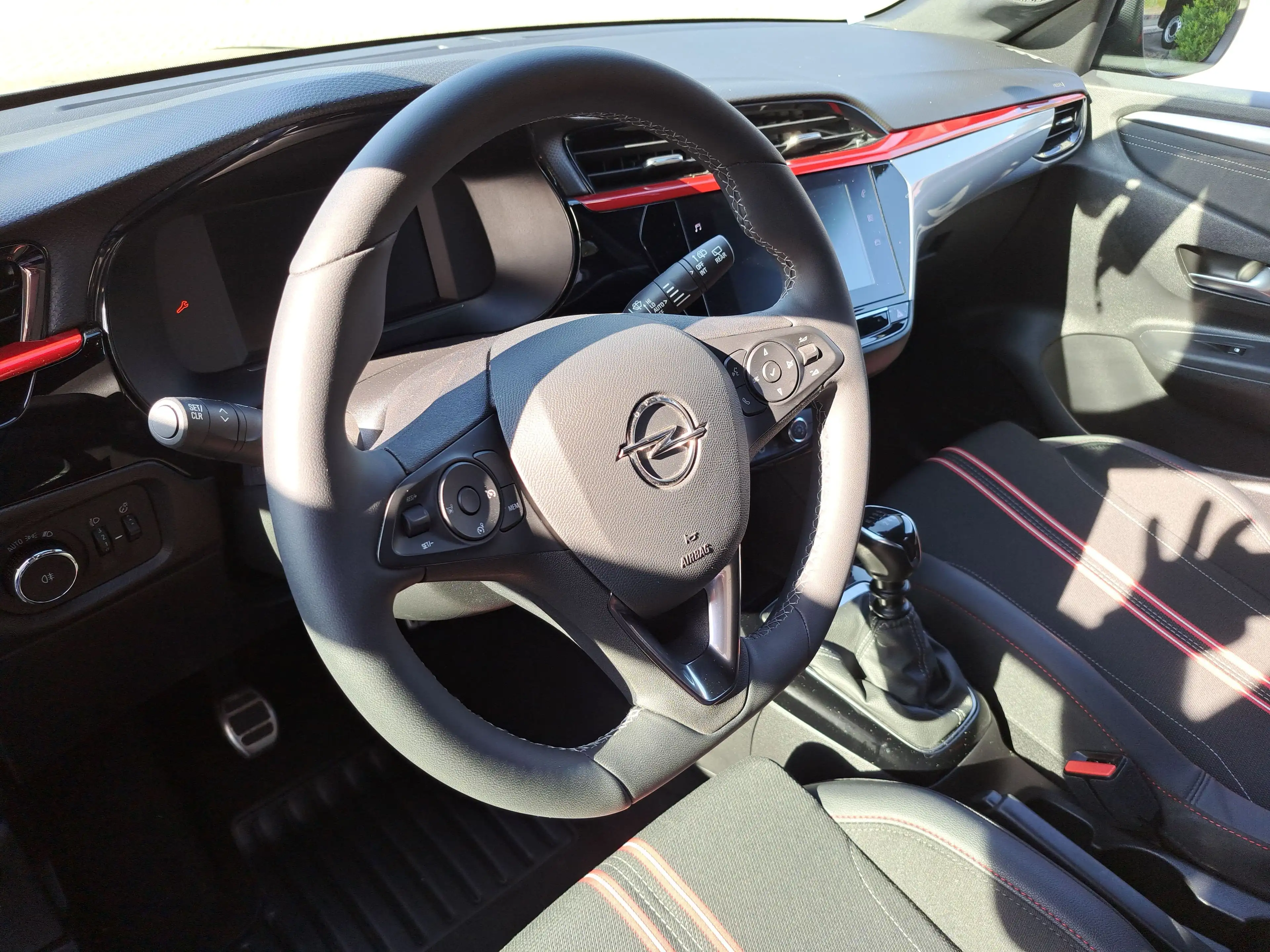 Opel Corsa F 1.2 Turbo GS Line LED Kam. Navi PDC — photo 15