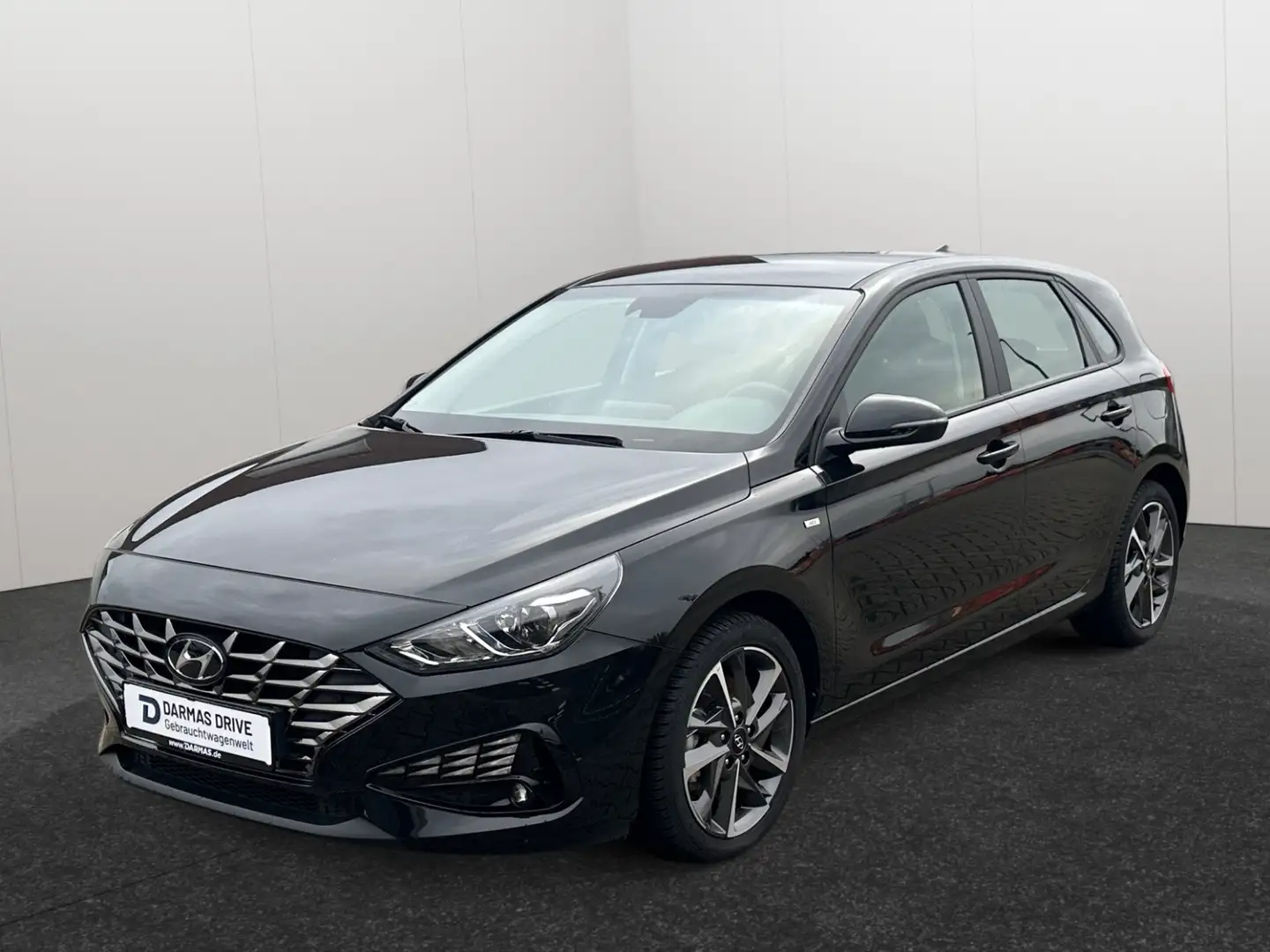 Hyundai i30 i30 1.0 Turbo 48V Trend Klimaaut. 17 Alu TOP Negro - 1