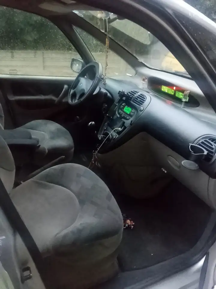 Citroen Xsara Picasso 1.8 16v SX, foto 4