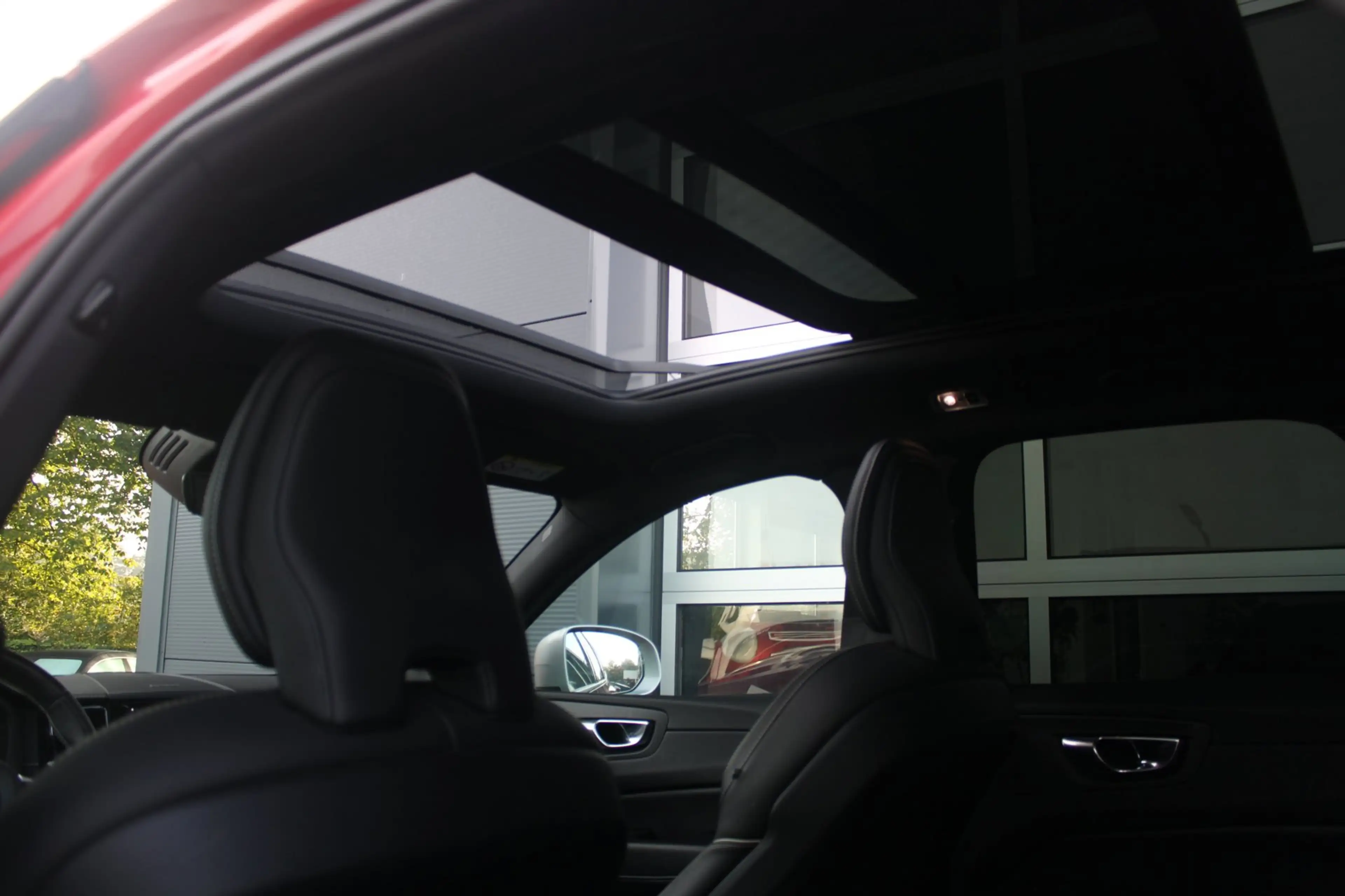 Volvo XC60 2.0 T6 AWD R 310pk | Pano | HK | 360 | ACC | HUD | — photo 14