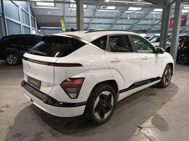 Hyundai Kona view 5