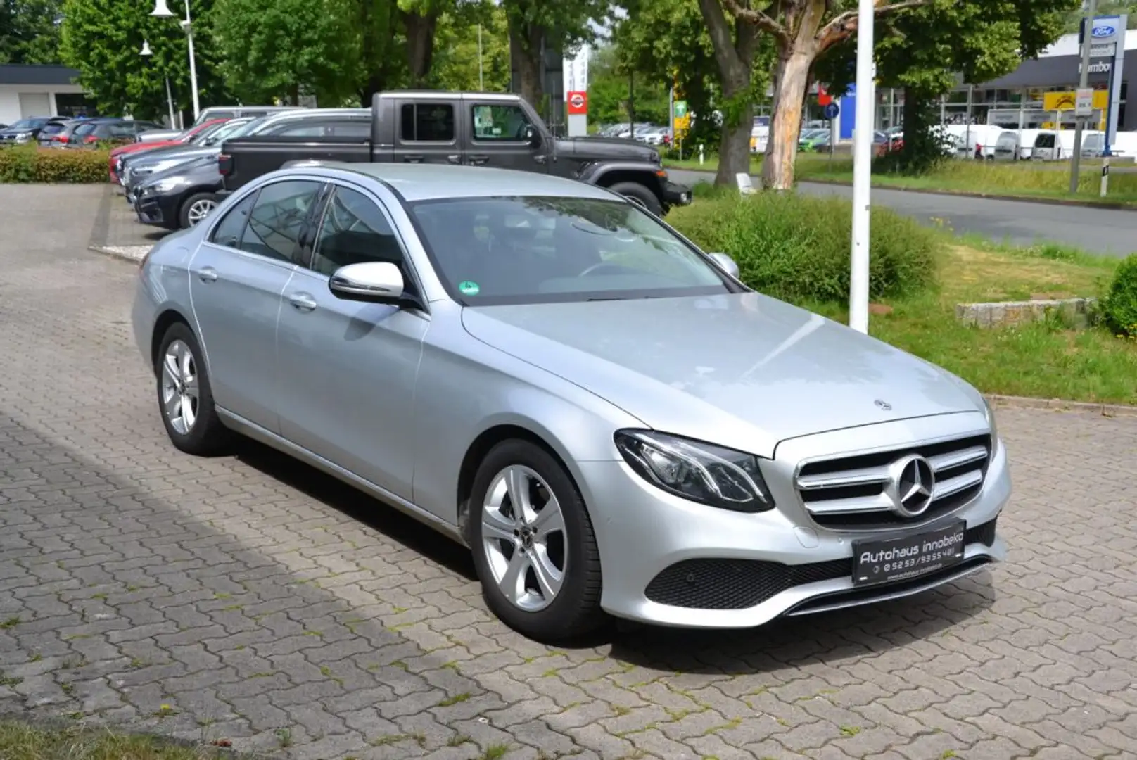 Mercedes-Benz E 200 9G-TRONIC Avantgarde*LED*Sitzheizung - 2