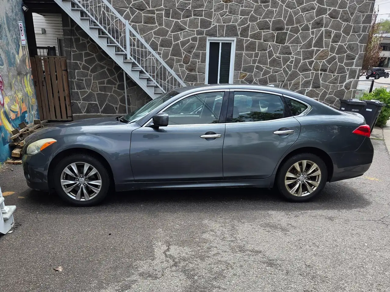 Infiniti M снимка Infiniti M