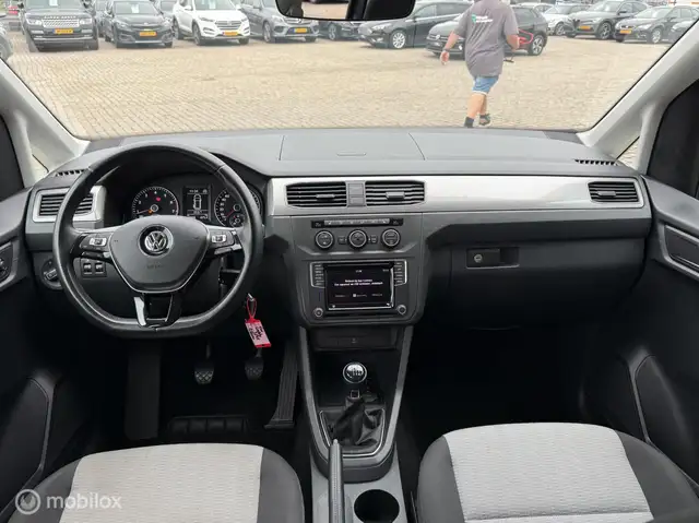 Volkswagen Caddy view 2