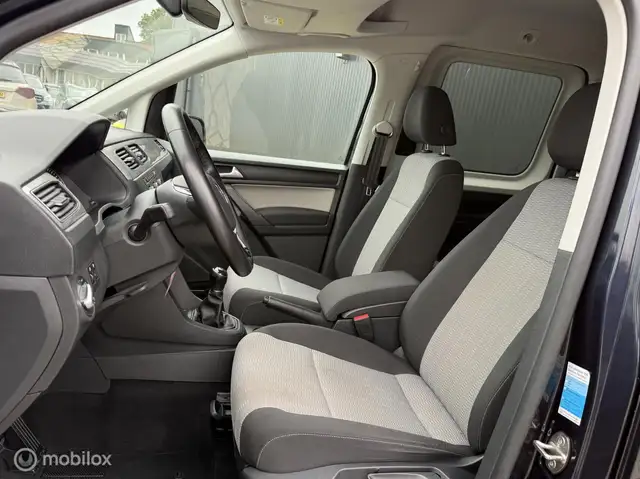Volkswagen Caddy view 4