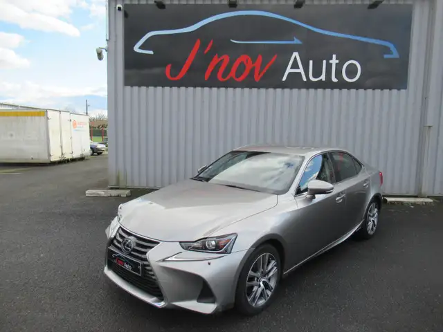 Lexus IS 300 300H PACK BUSINESS MY20