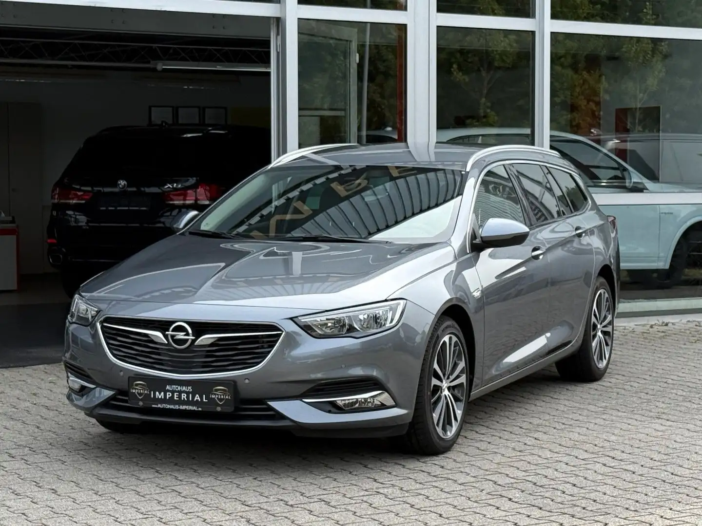 Opel Insignia ST Aut. Dynamic LEDER+NAVI+ACC+RFK+KeyL Gris - 1