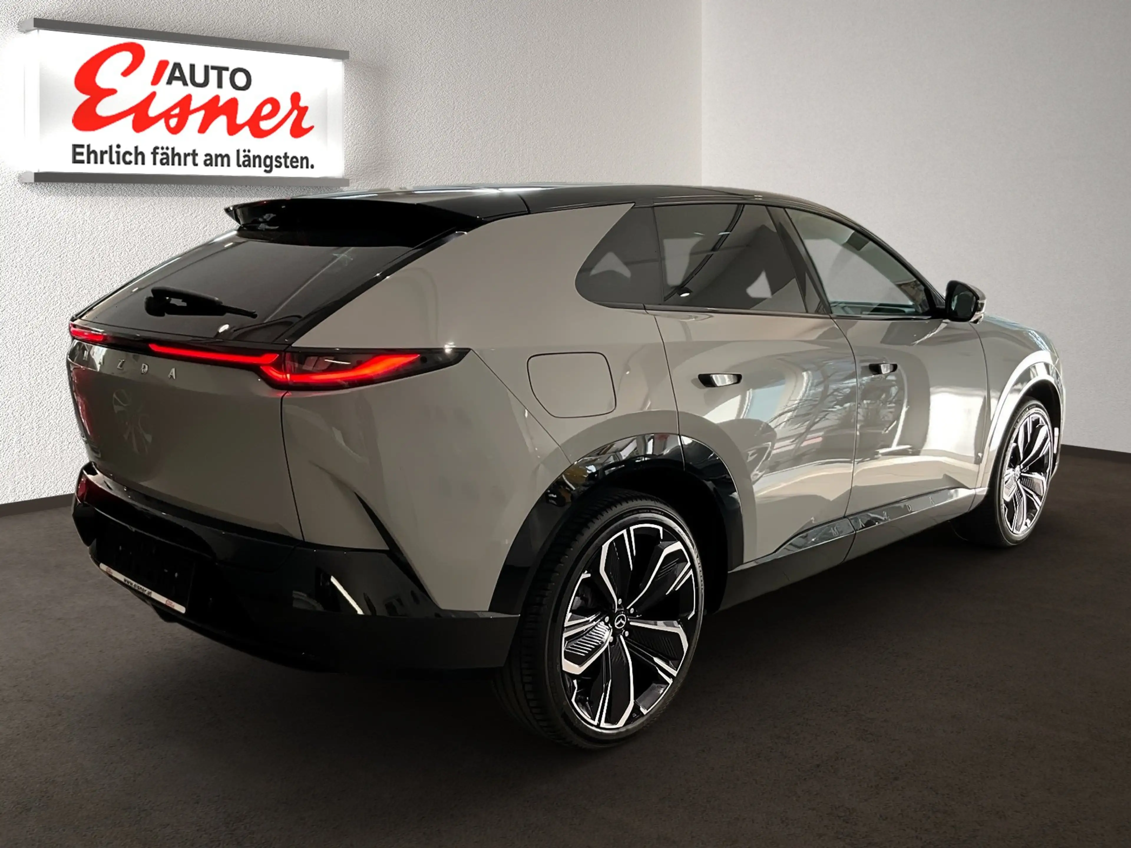 Mazda CX-6e EV W Takumi 2xKlima 360 AUT Fernlichtass — photo 14