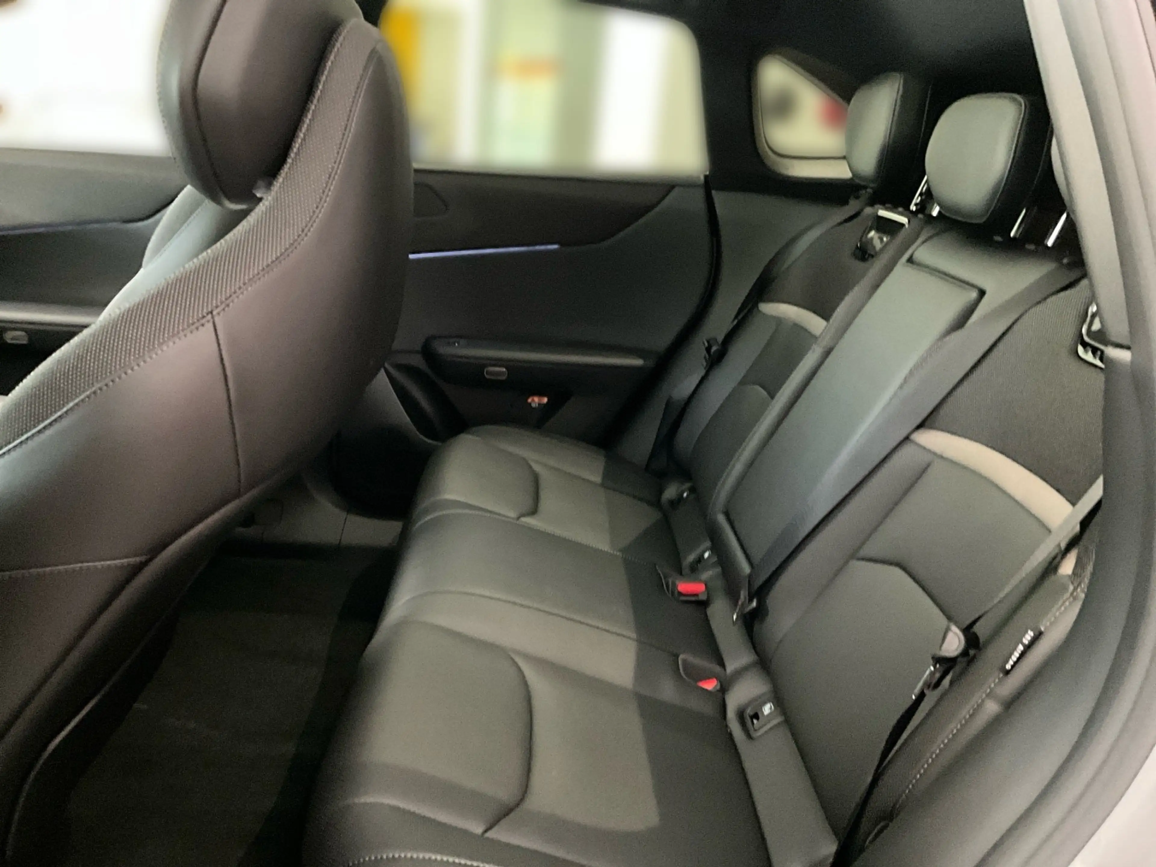 Mazda CX-6e EV W Takumi 2xKlima 360 AUT Fernlichtass — photo 9