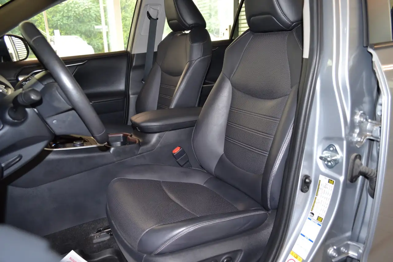 Toyota RAV 4 photo Toyota RAV 4