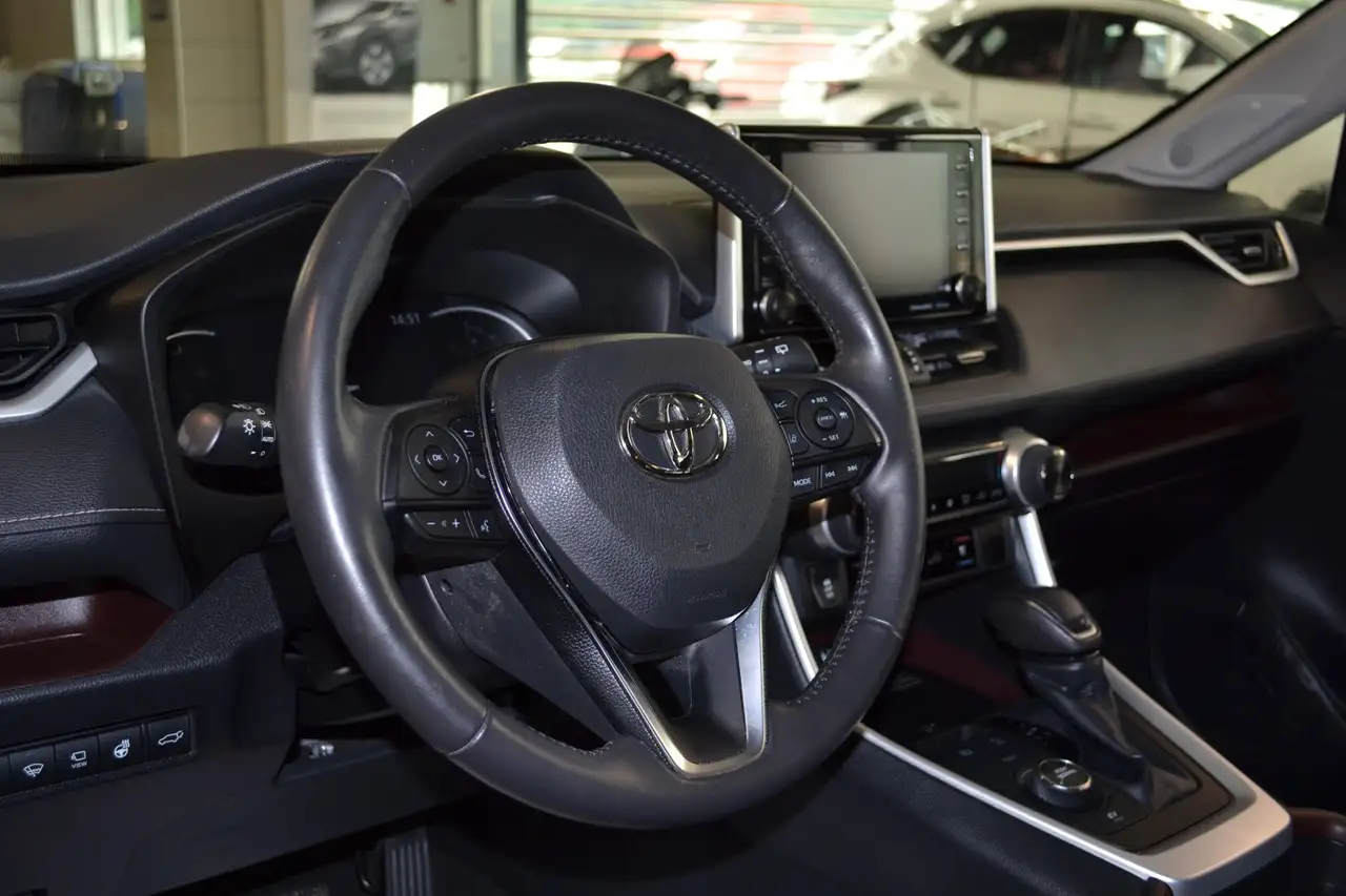 Toyota RAV 4 photo Toyota RAV 4