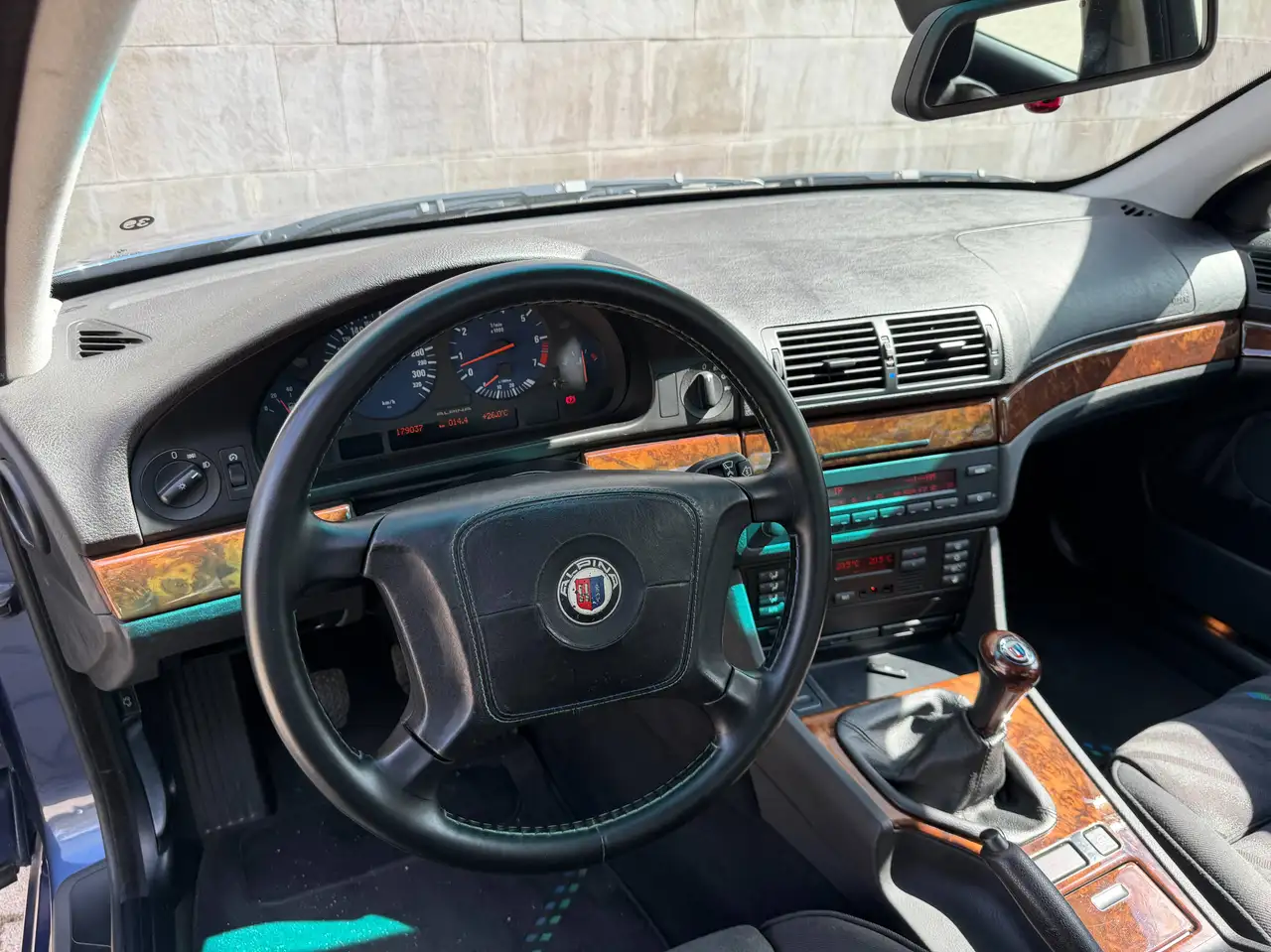 Alpina B10 3.3, foto 7