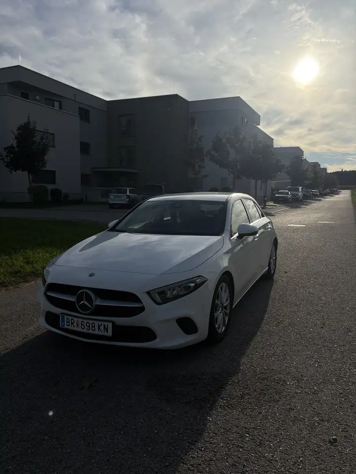 Mercedes-Benz A 180