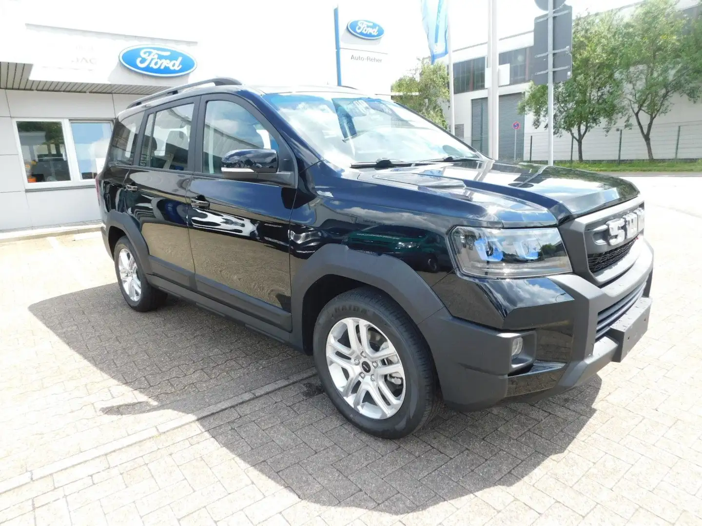 SWM G03 1,5 7 Sitze/Klima/Kamera/Schiebedach/Met. Schwarz - 1