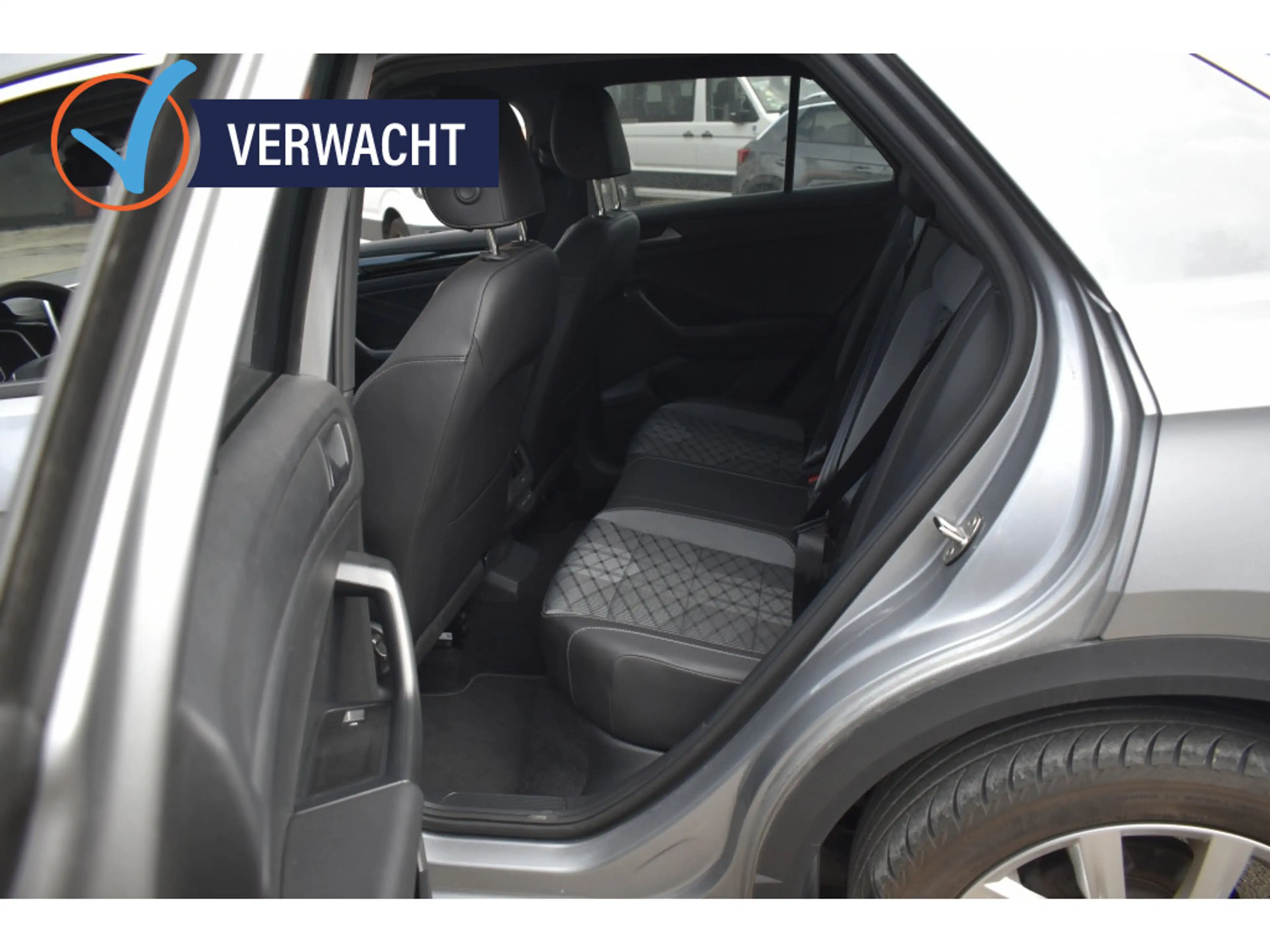 Volkswagen T-Roc R-Line camera/clima/el a klep/stoelverw — photo 14