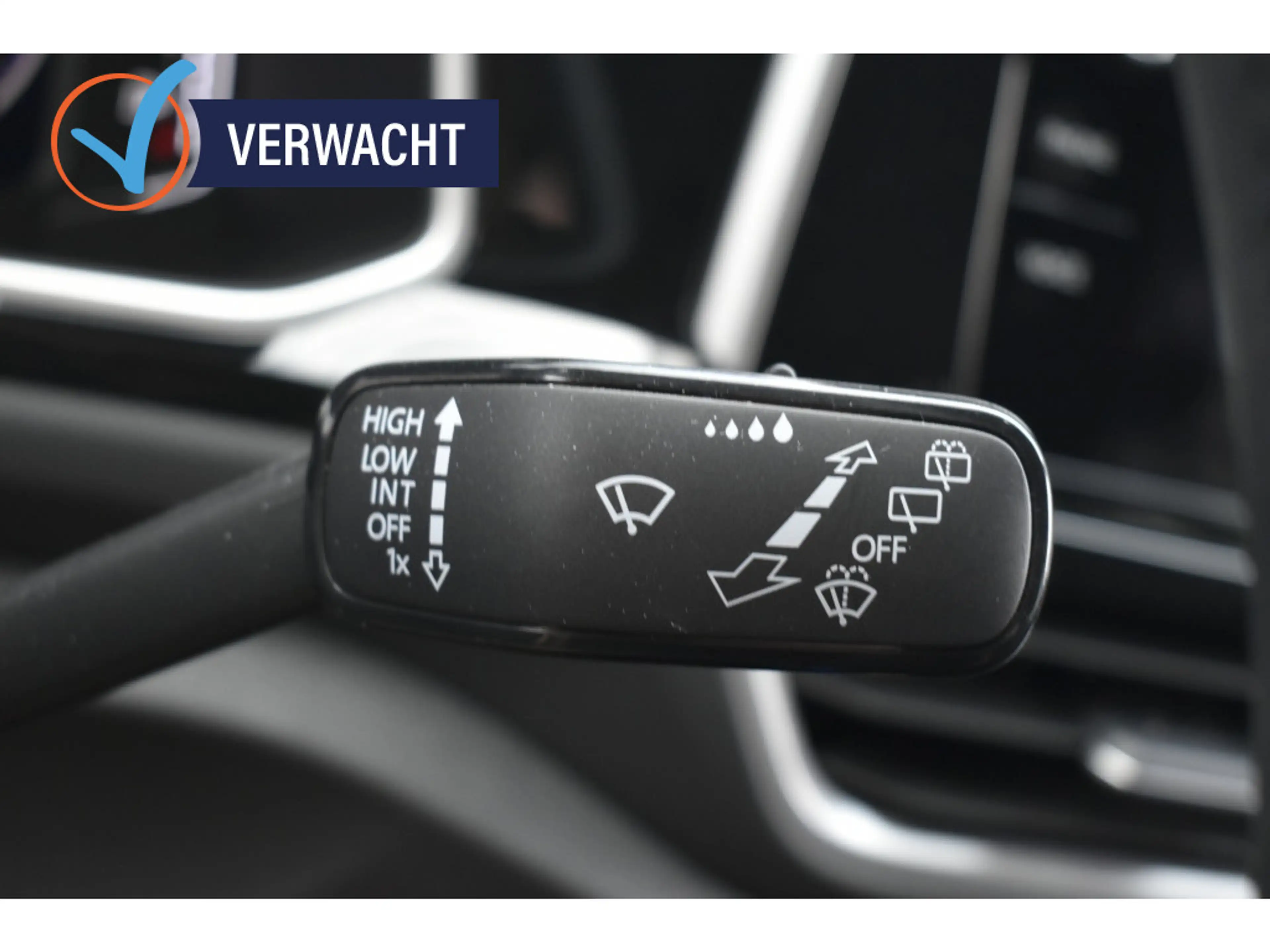 Volkswagen T-Roc R-Line camera/clima/el a klep/stoelverw — photo 29
