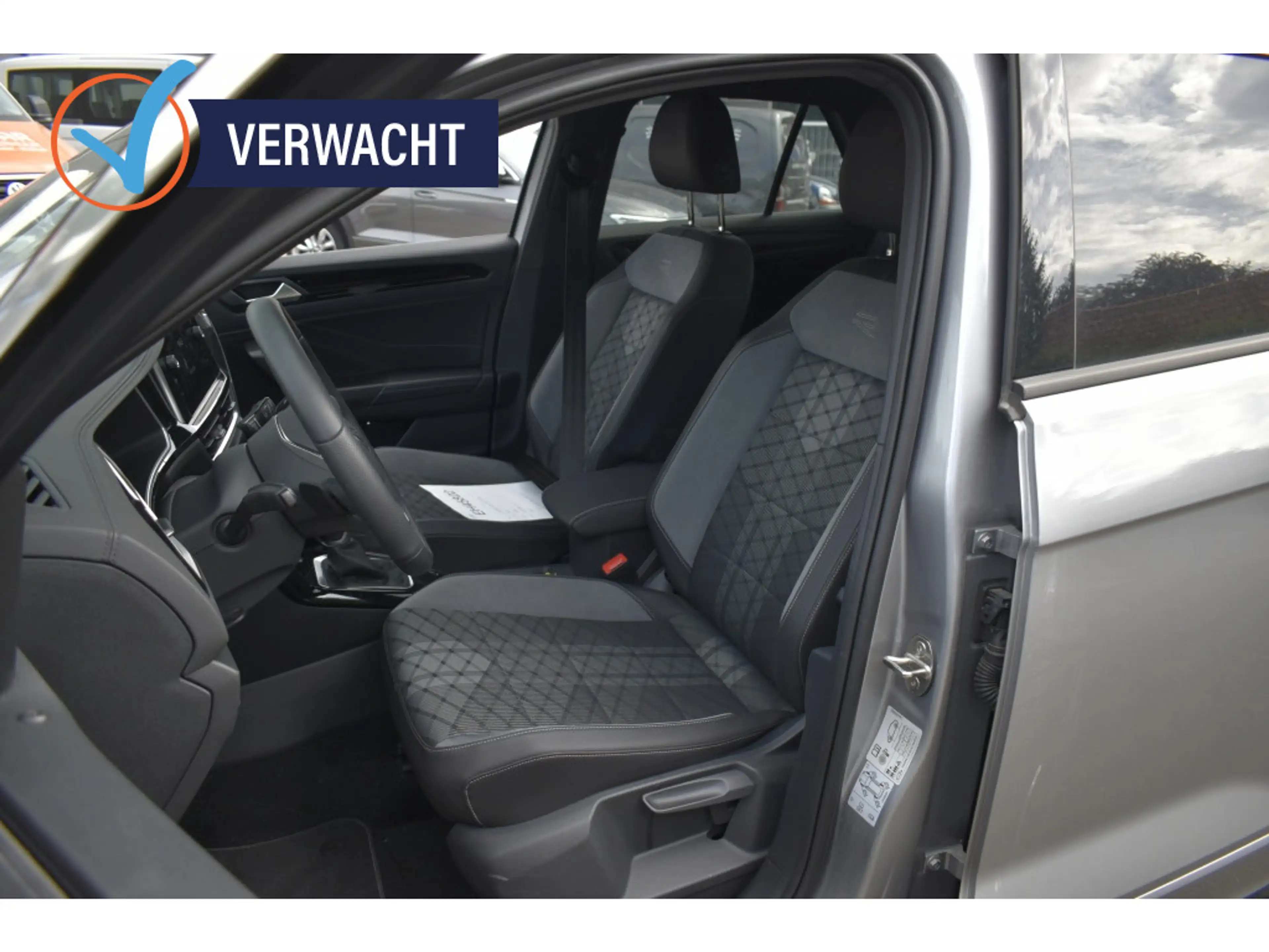 Volkswagen T-Roc R-Line camera/clima/el a klep/stoelverw — photo 9