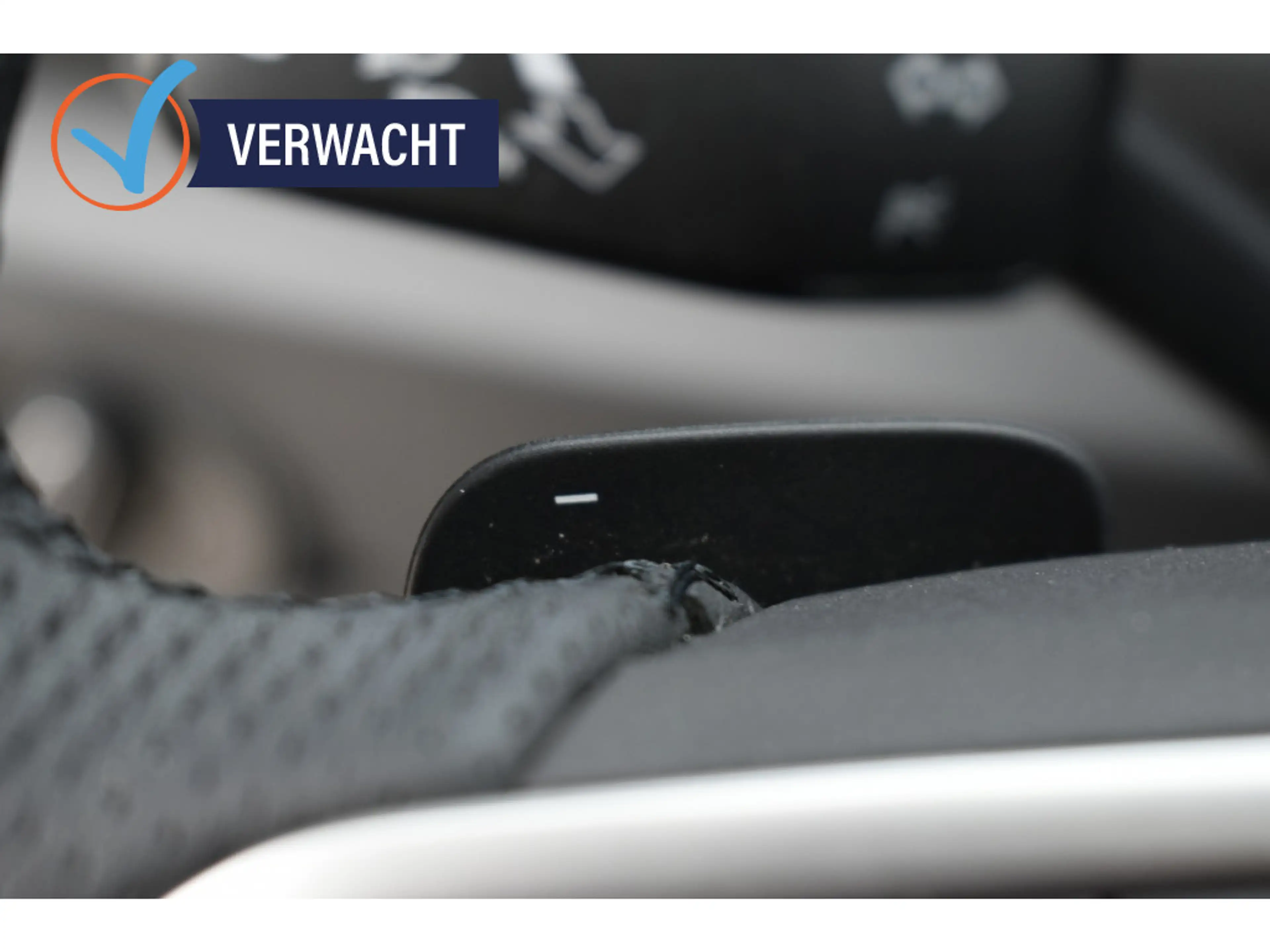 Volkswagen T-Roc R-Line camera/clima/el a klep/stoelverw — photo 26