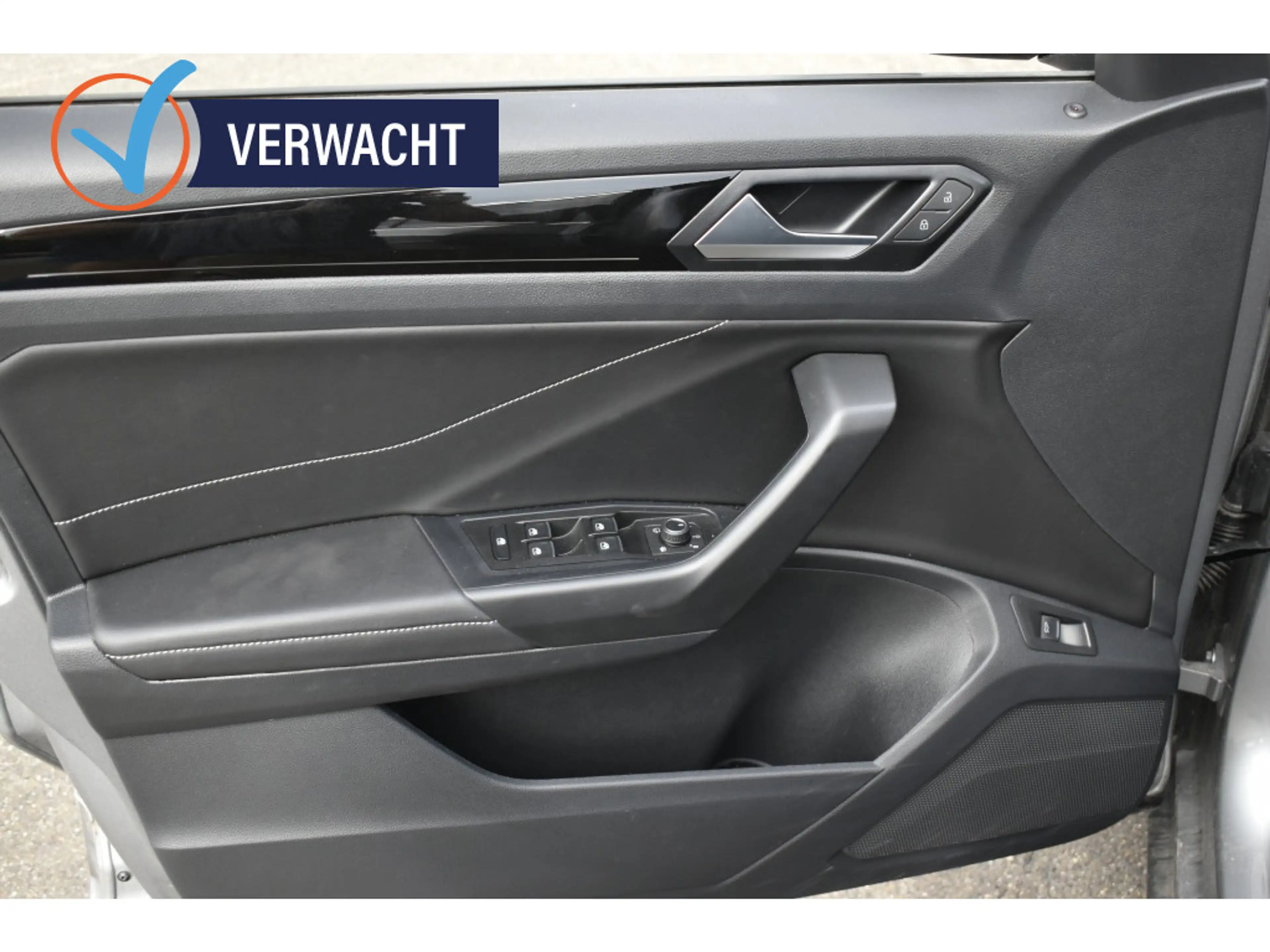 Volkswagen T-Roc R-Line camera/clima/el a klep/stoelverw — photo 20