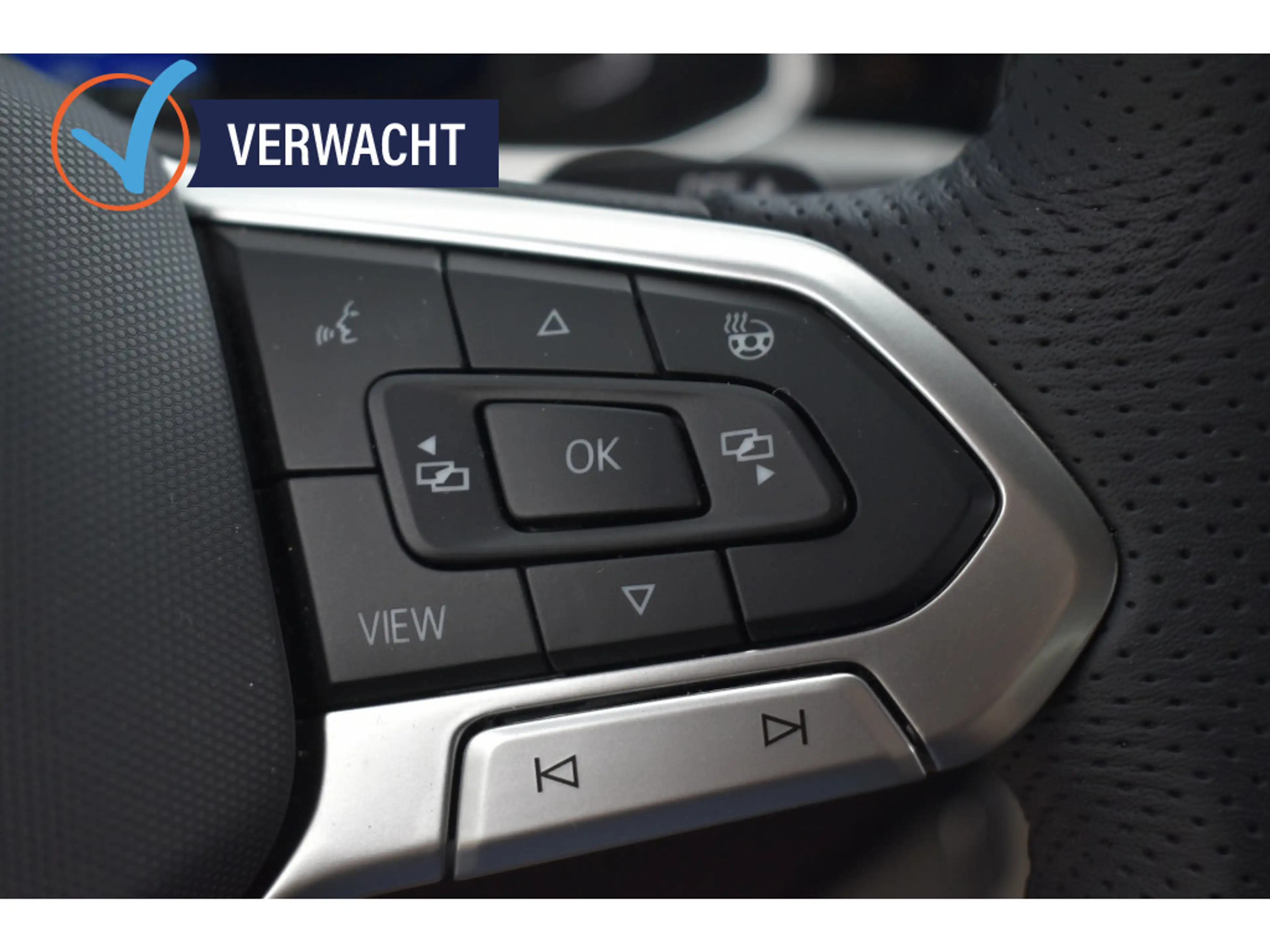 Volkswagen T-Roc R-Line camera/clima/el a klep/stoelverw — photo 25
