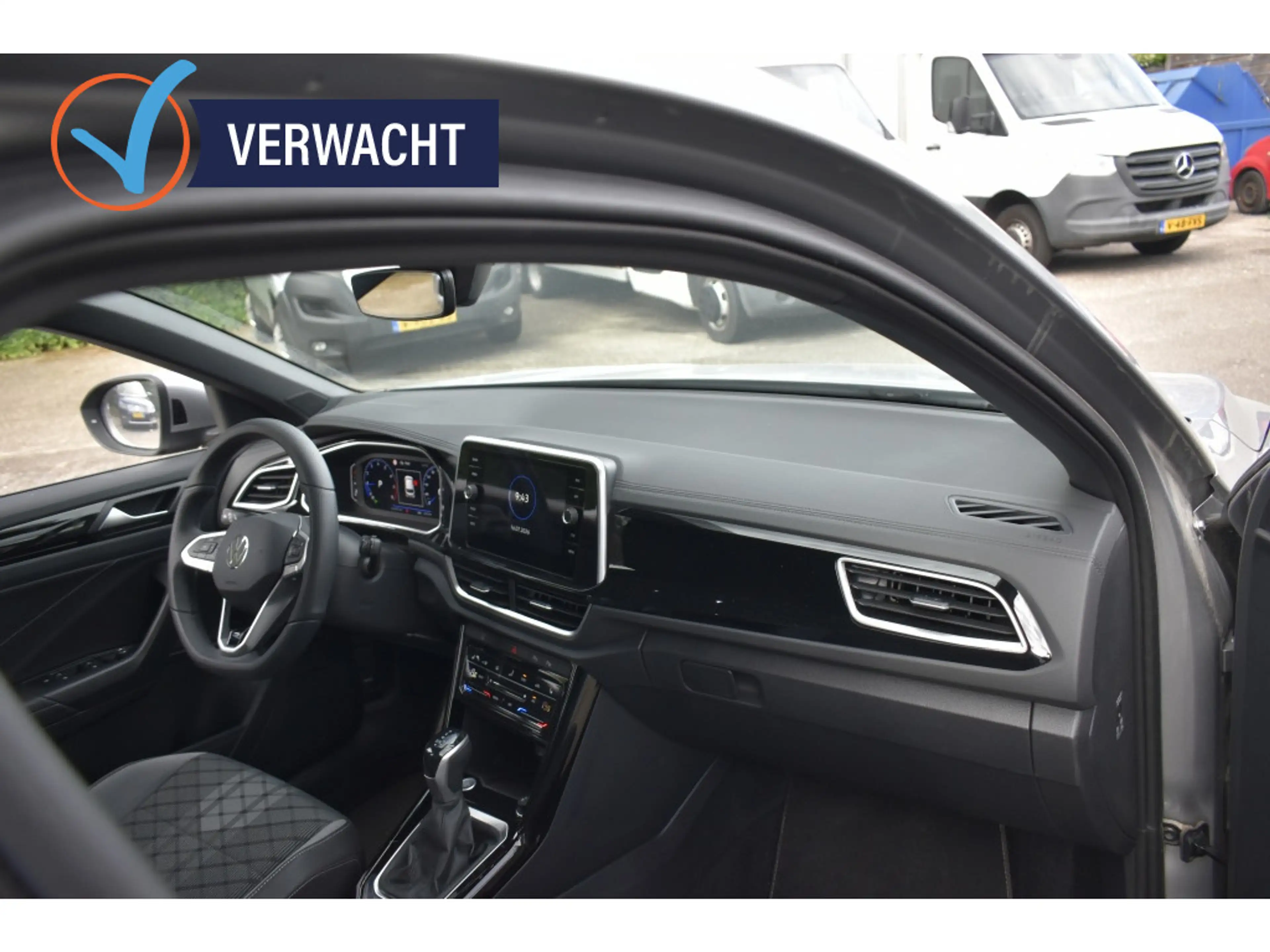 Volkswagen T-Roc R-Line camera/clima/el a klep/stoelverw — photo 12
