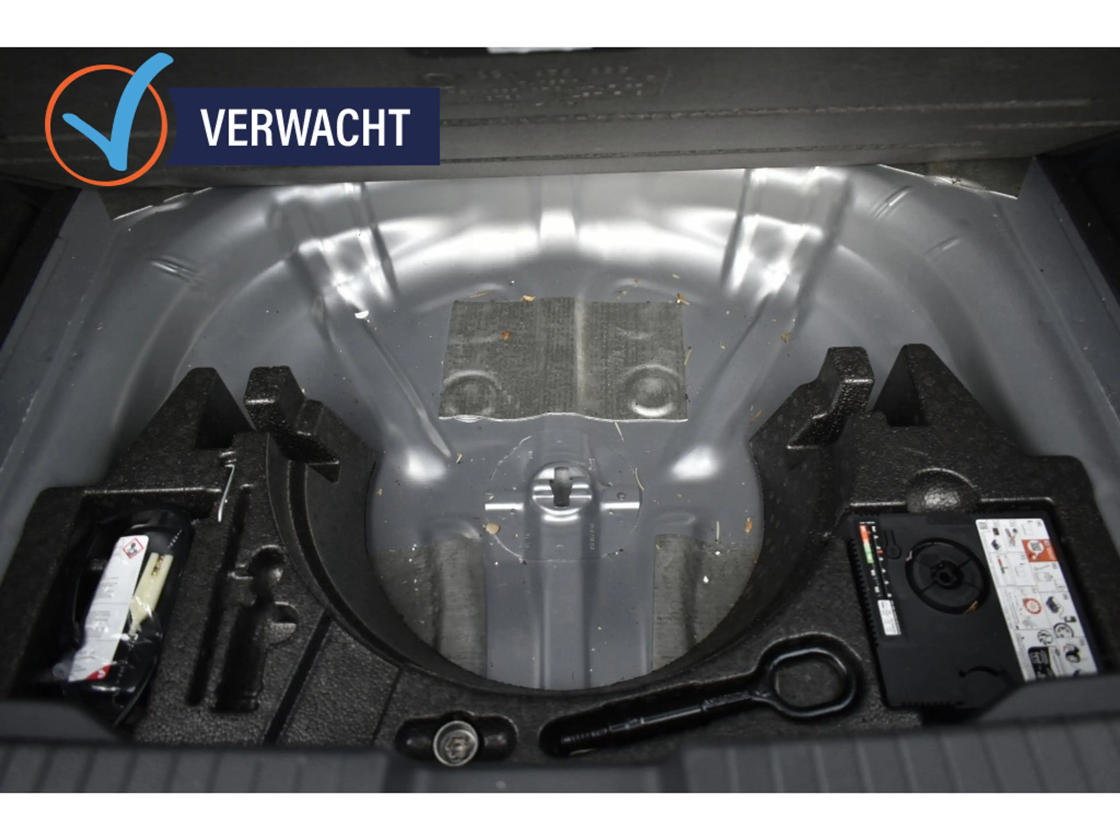 Volkswagen T-Roc R-Line camera/clima/el a klep/stoelverw — photo 18