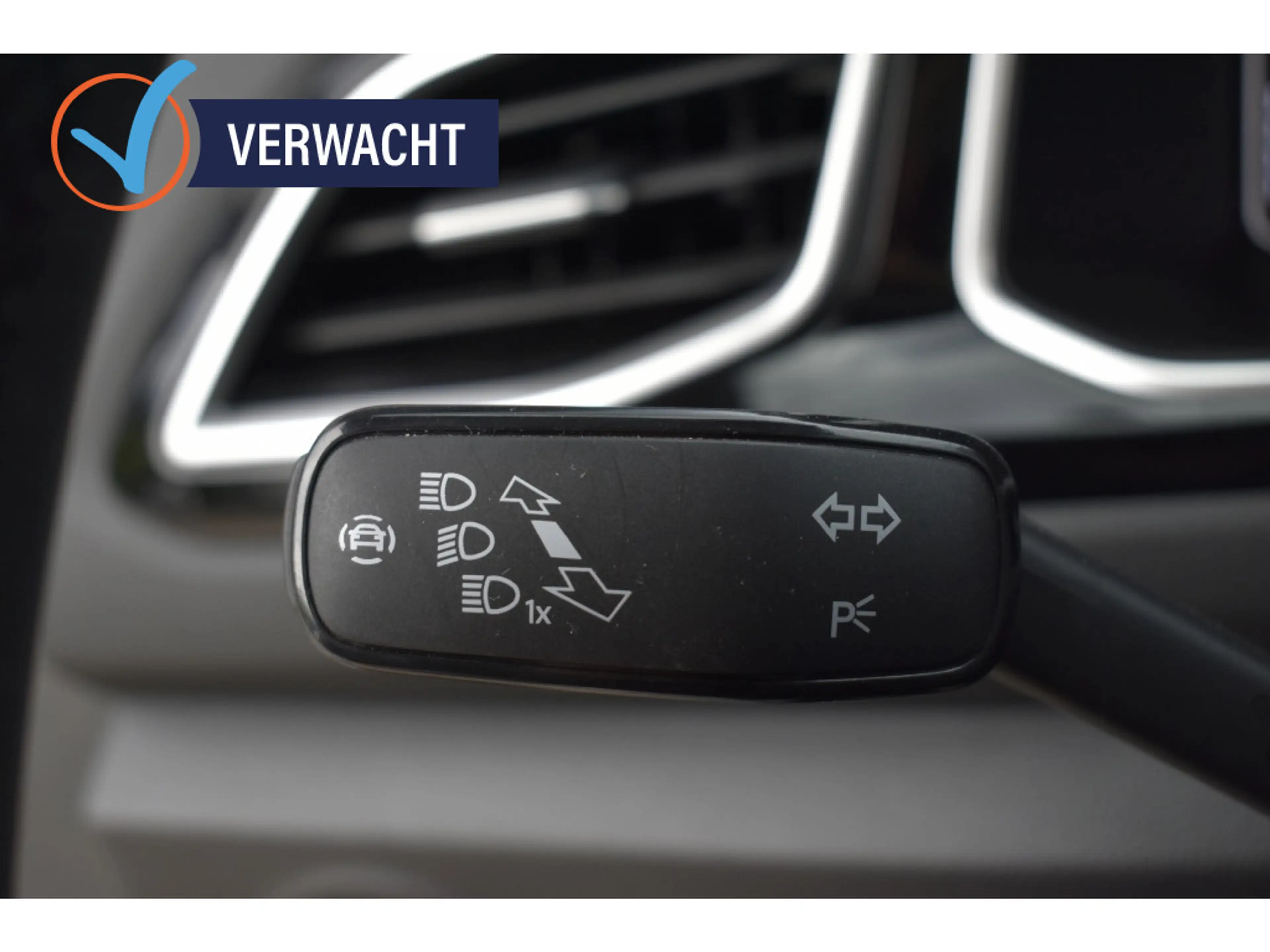 Volkswagen T-Roc R-Line camera/clima/el a klep/stoelverw — photo 28