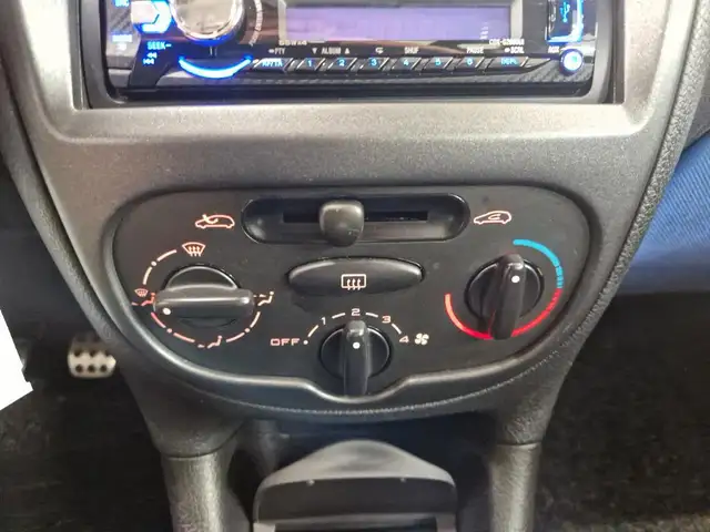 Peugeot 206 CC view 13