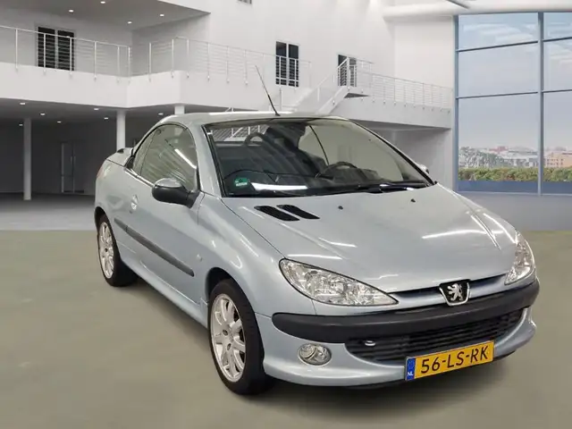 Peugeot 206 CC view 2