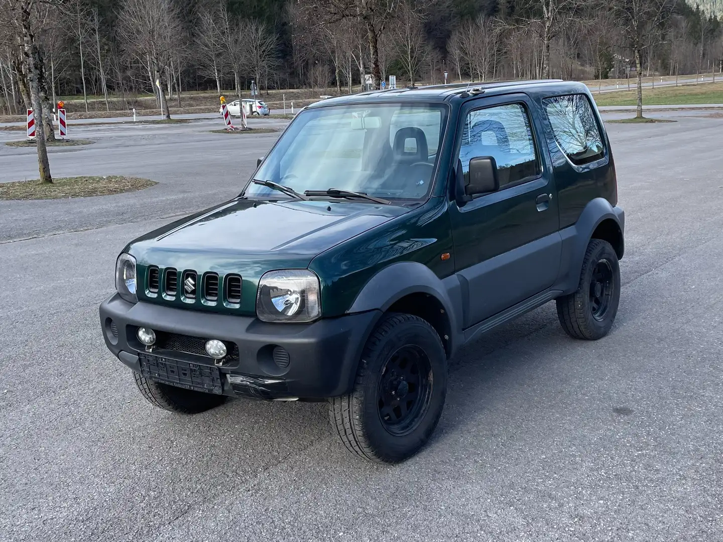 Suzuki Jimny Club Grün - 2
