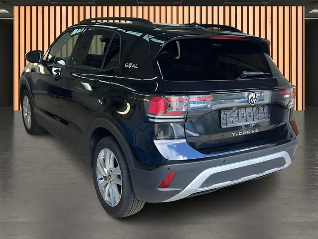Volkswagen T-Cross view 17