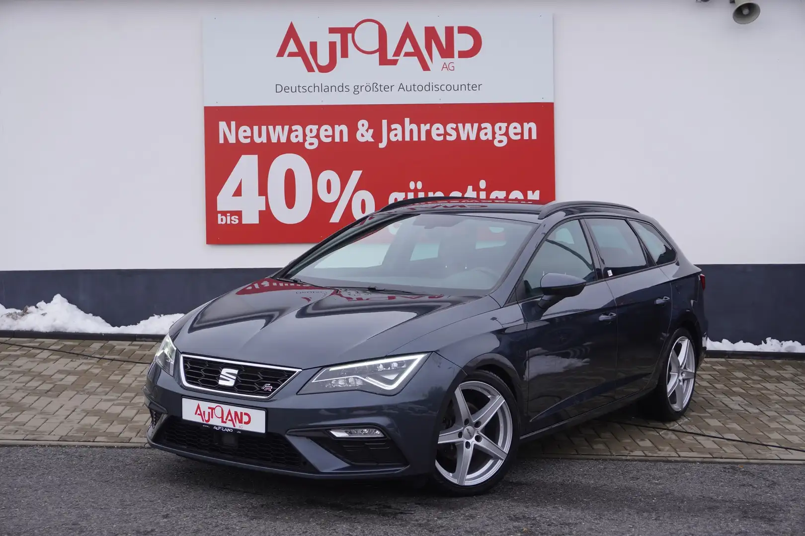 SEAT Leon ST 1.5 FR LED Navi FullLink Kamera DAB Grau - 2